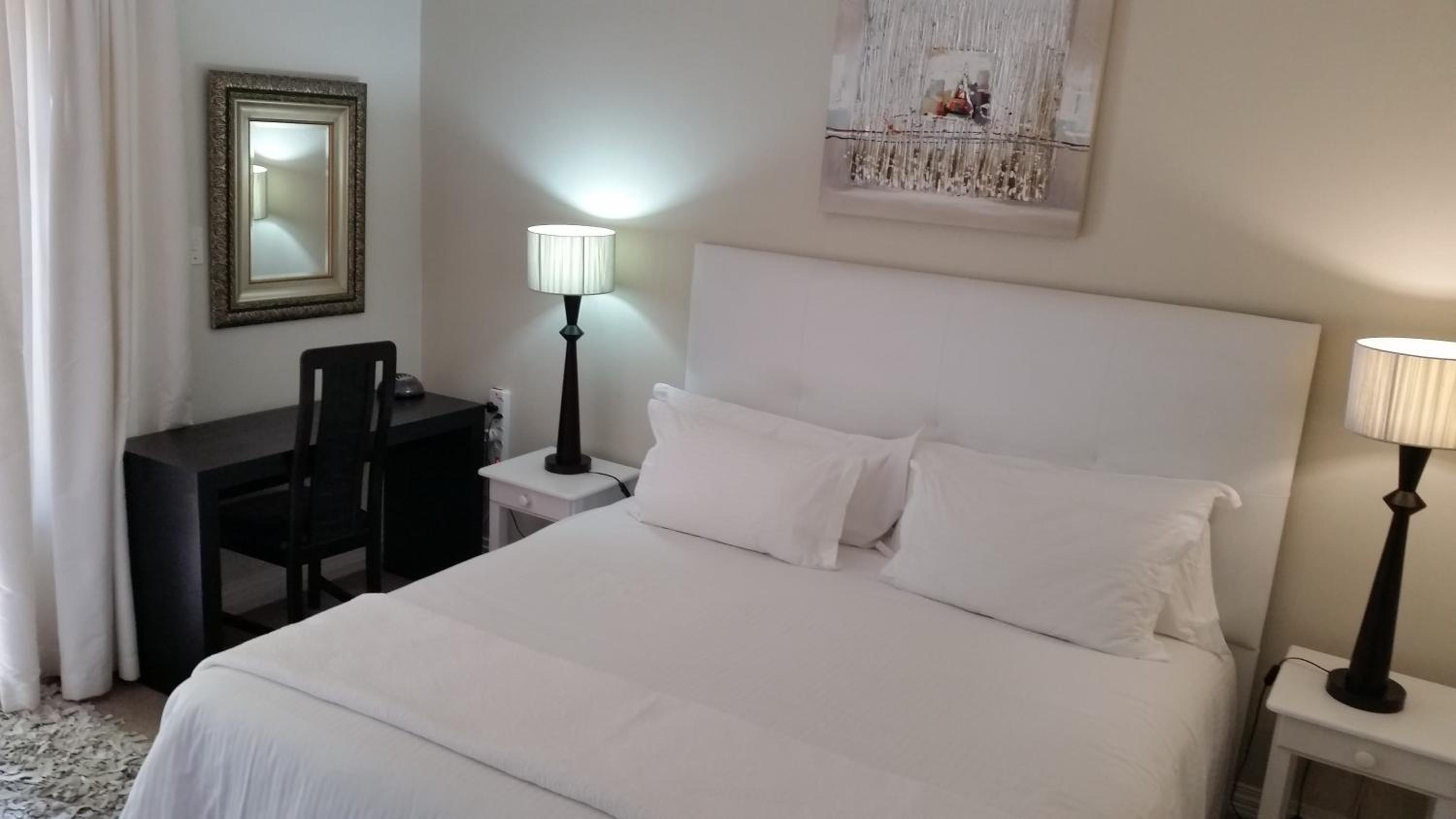 Rosebank Lodge Guesthouse by Claires