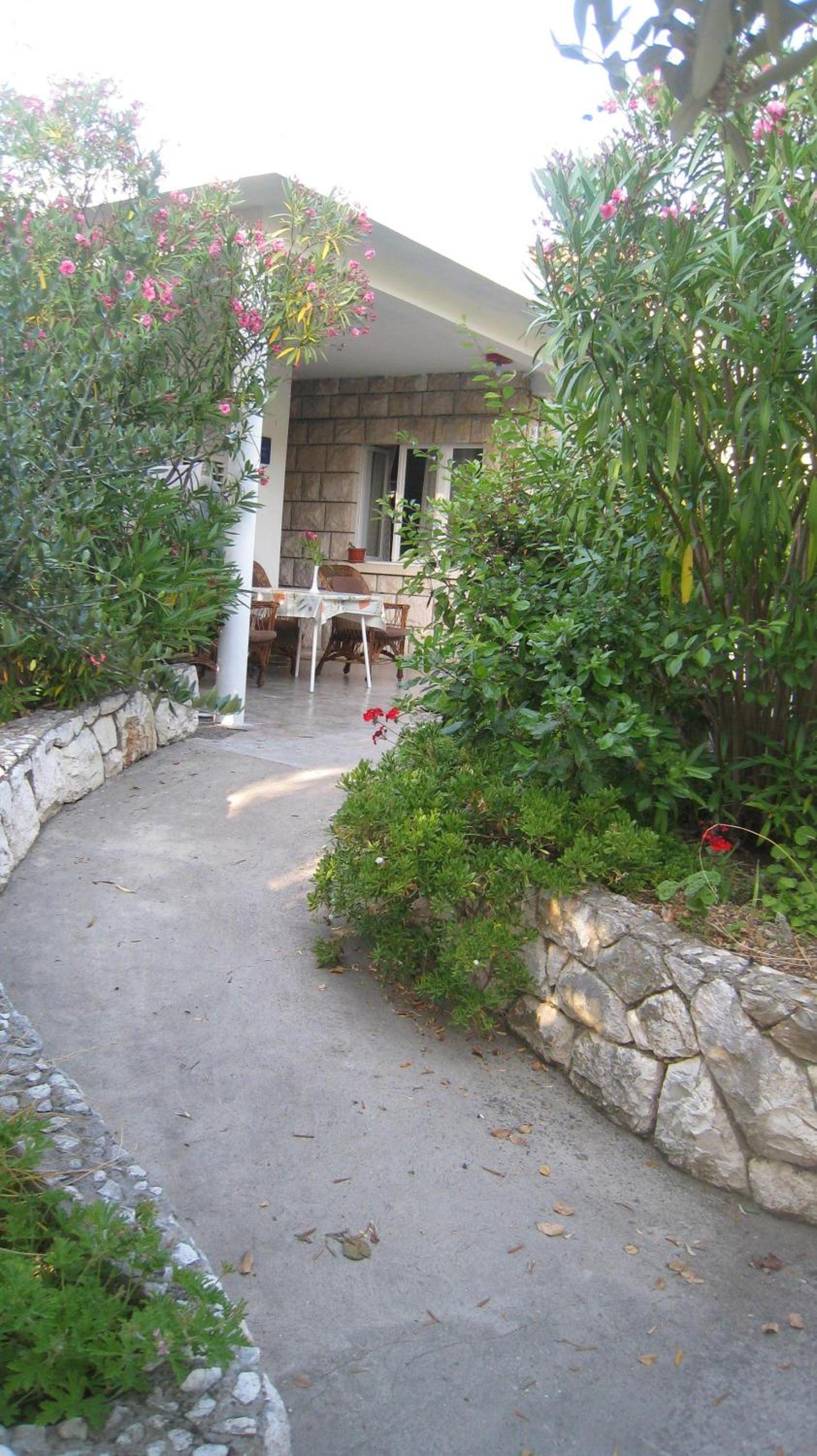 Barko Apartment and Rooms — Hvar Town, Hvar