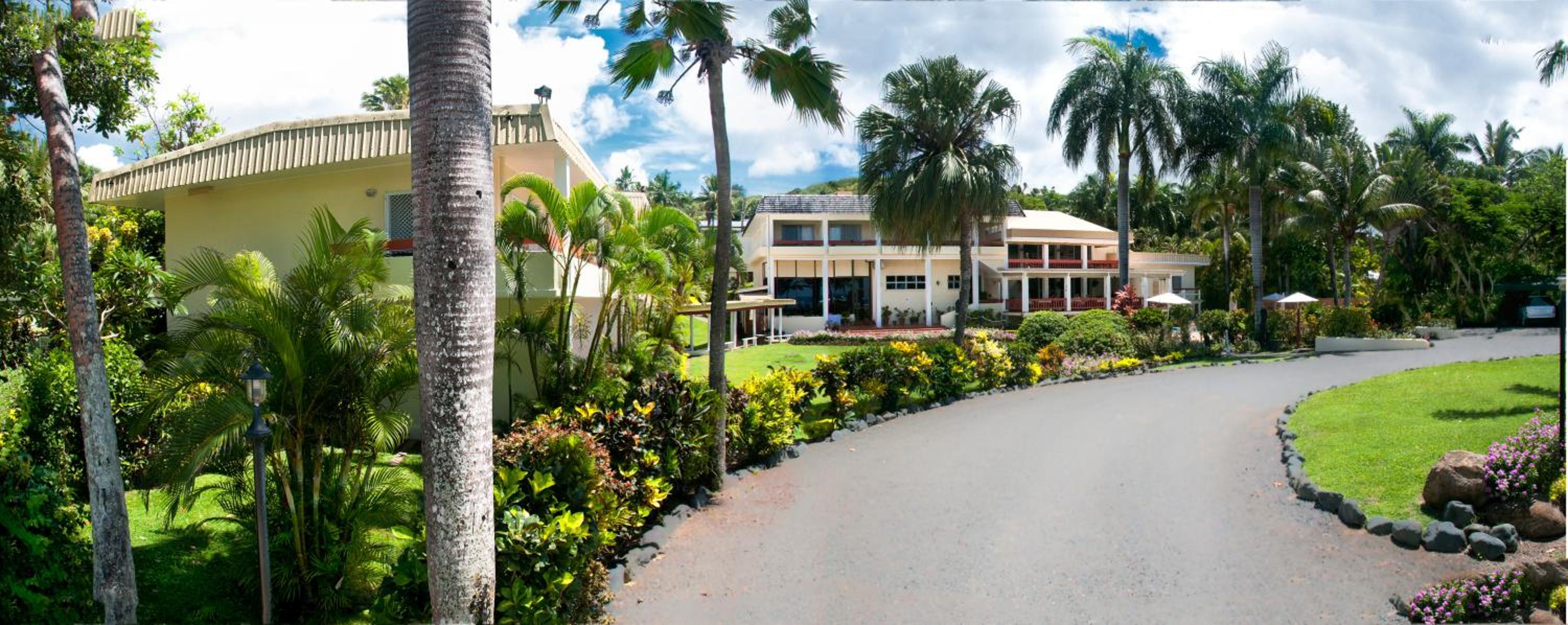 Hotel Bedarra Beach Inn - Image 1