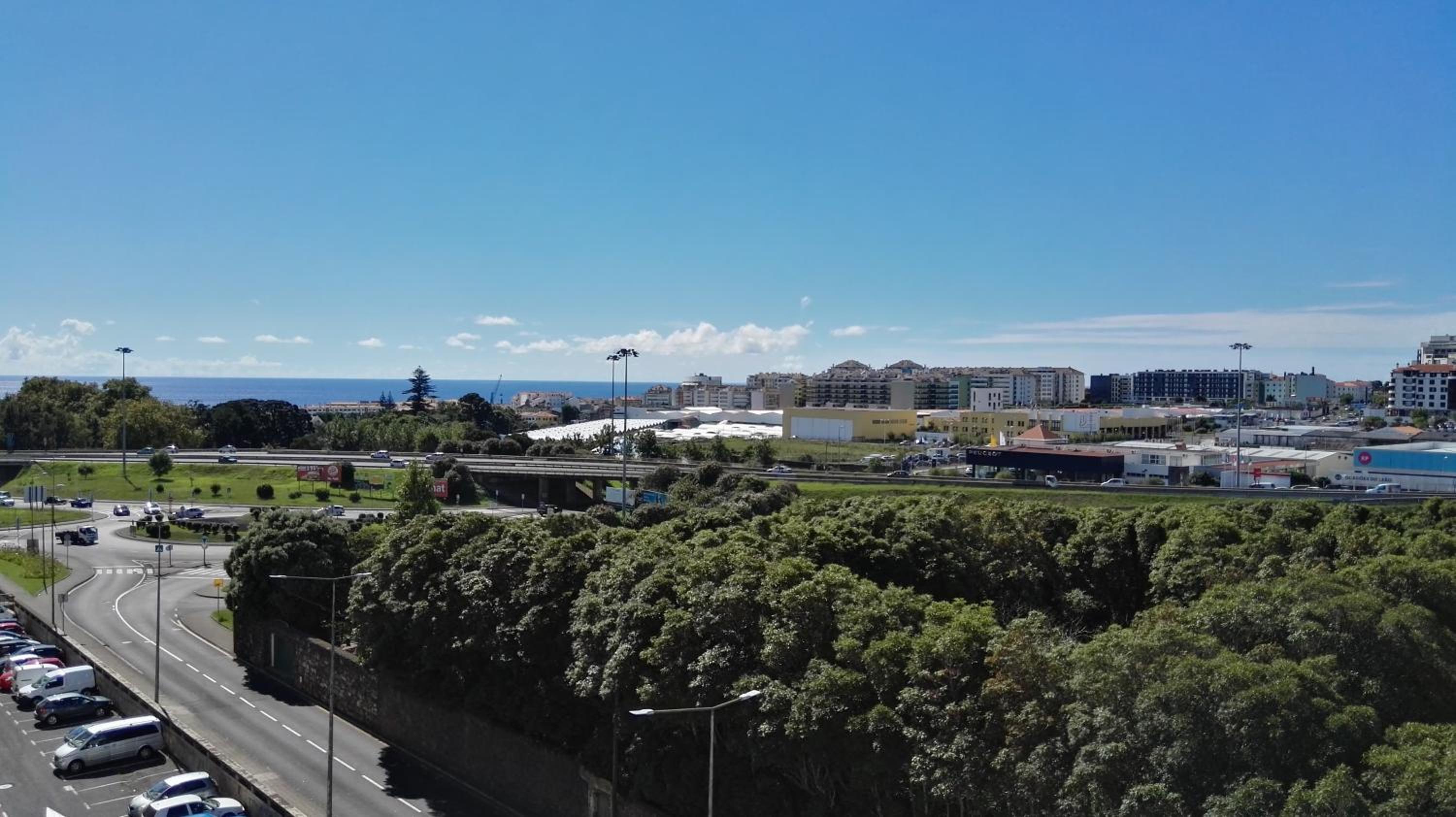 Green & Blue 3 Bedrooms view 2