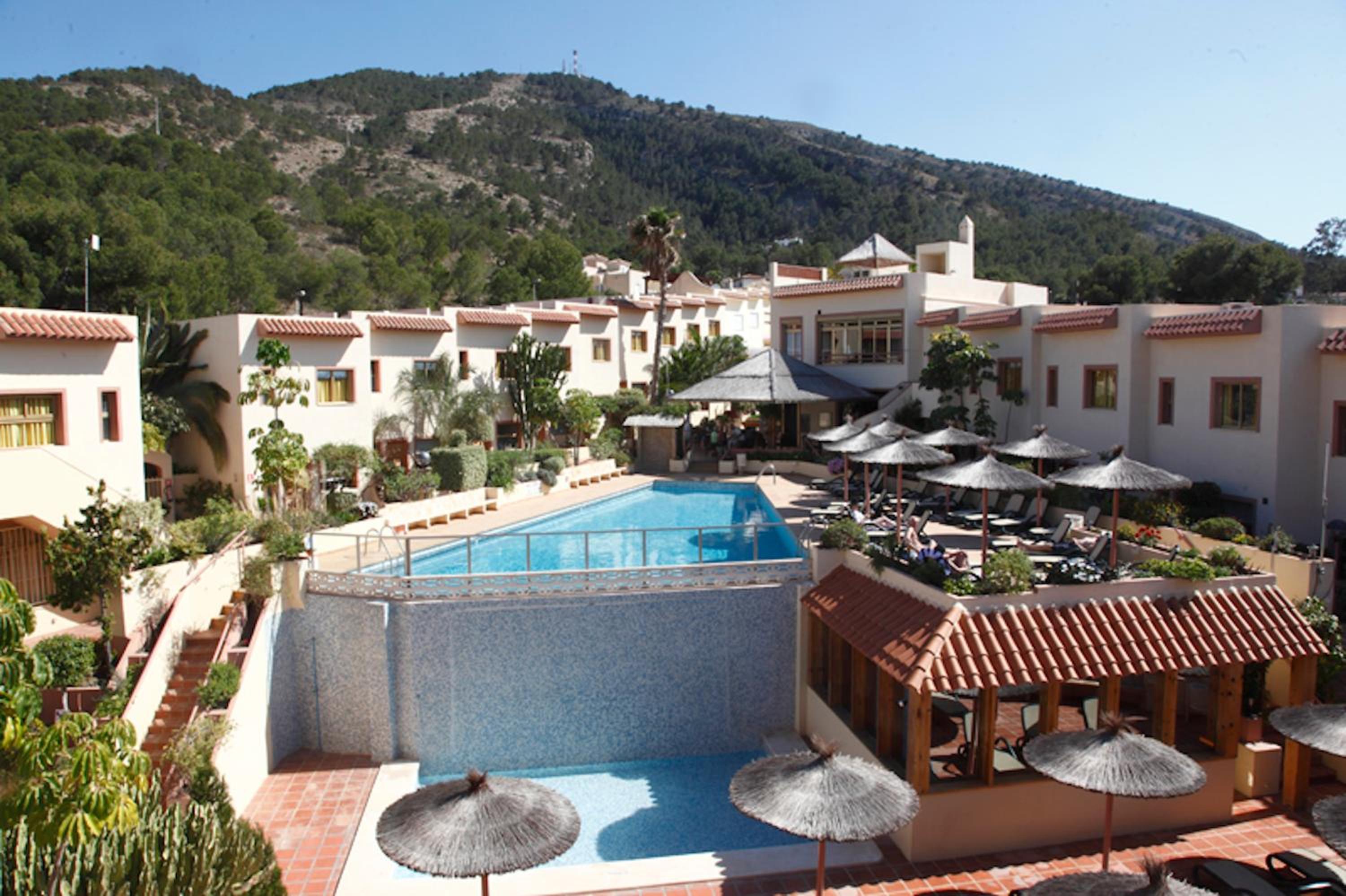 Albir Hills Apartments view 4