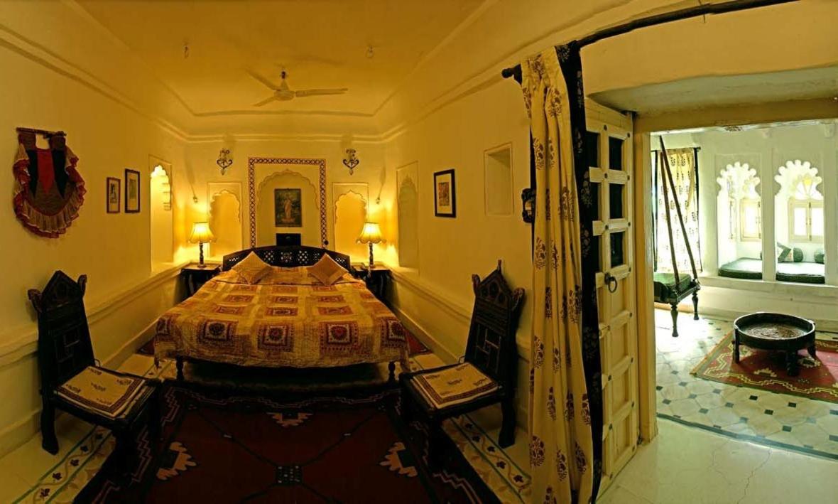 Deogarh Mahal