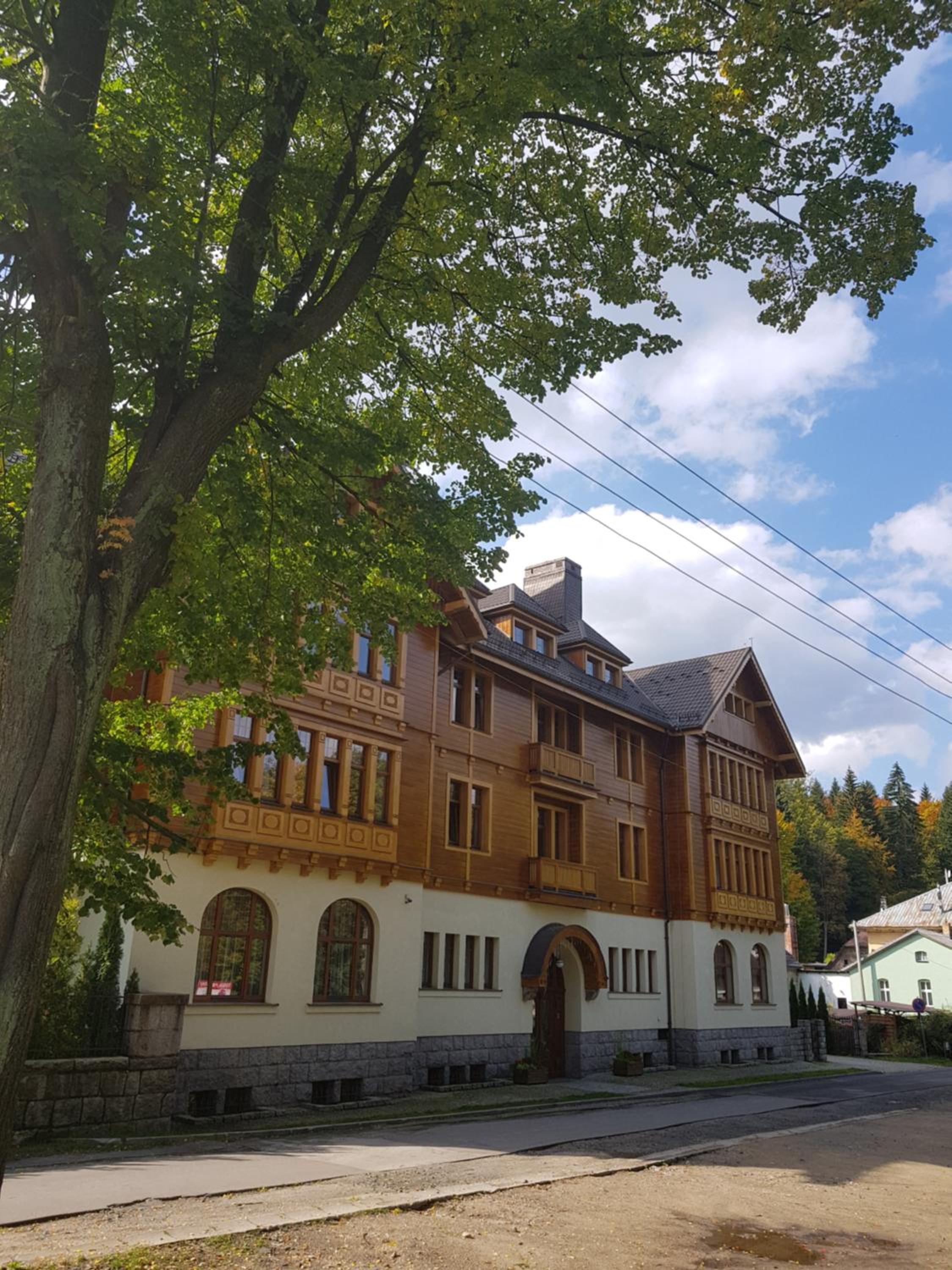 Photo 18