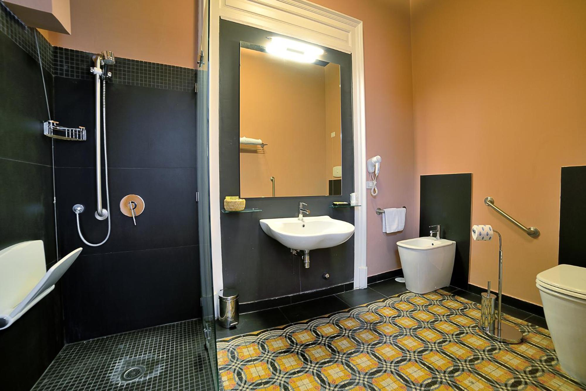 Spaccanapoli Comfort Suites