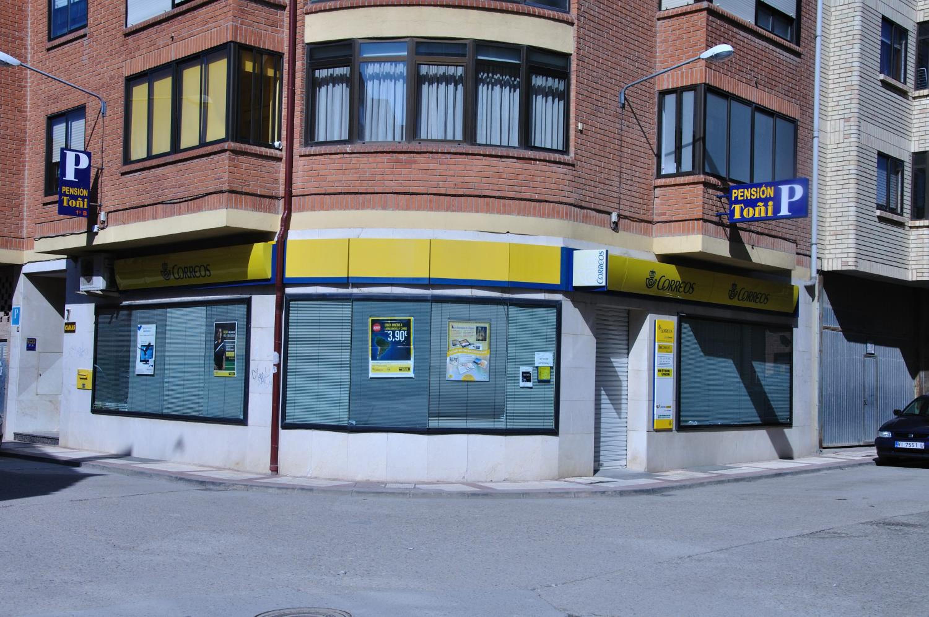 Photo 12
