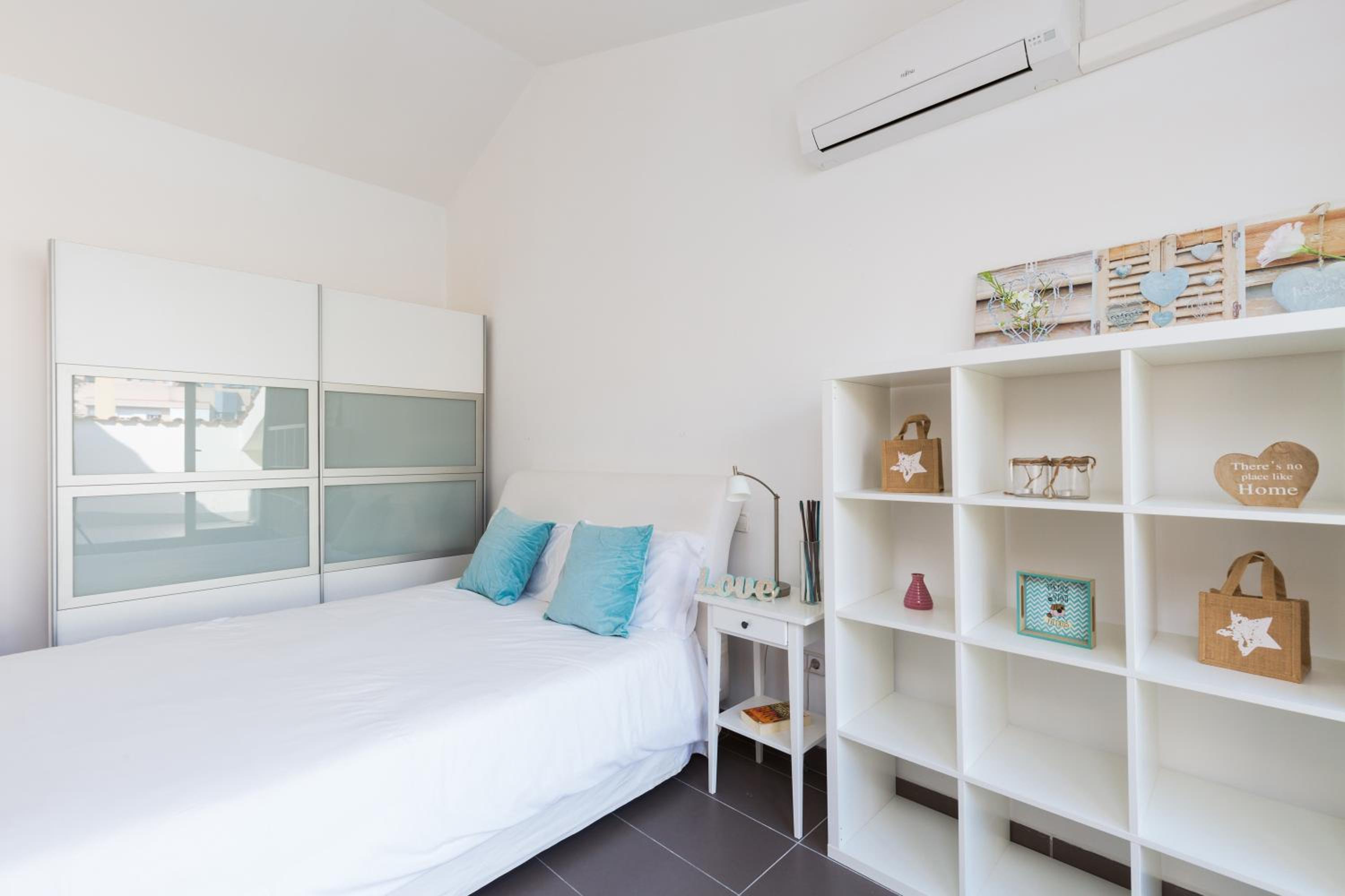 Apartamentos Cornellalux