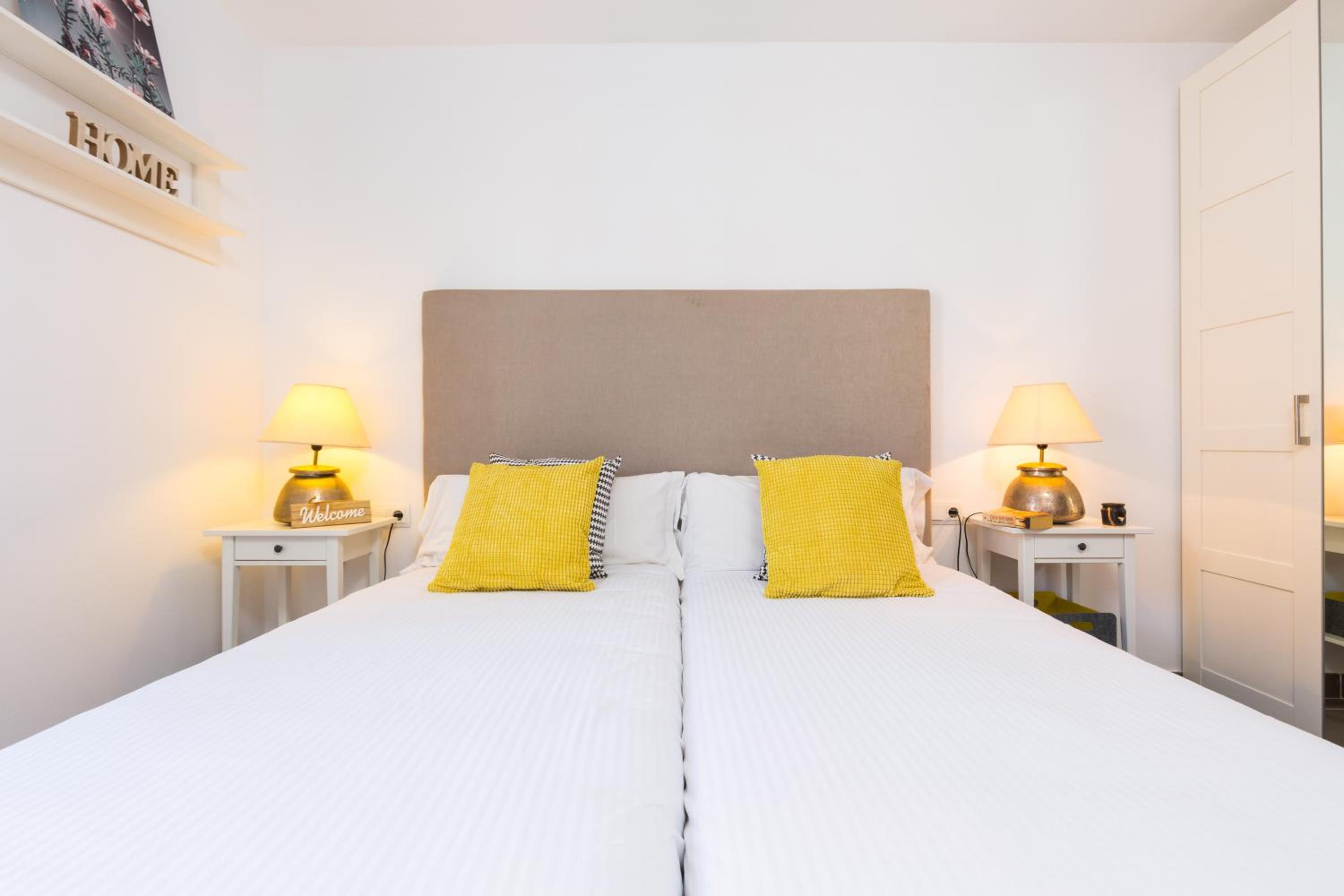 Apartamentos Cornellalux