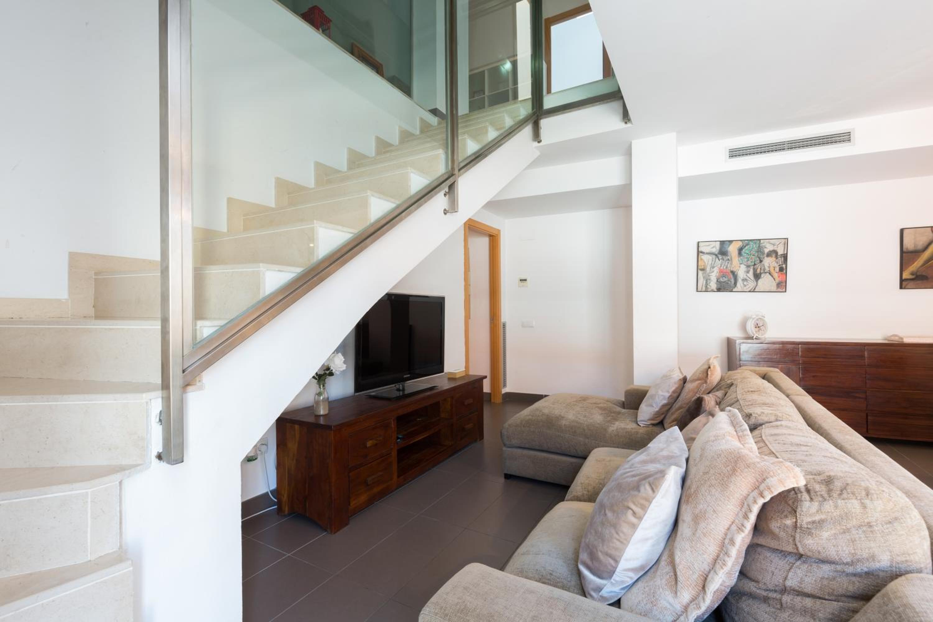 Apartamentos Cornellalux