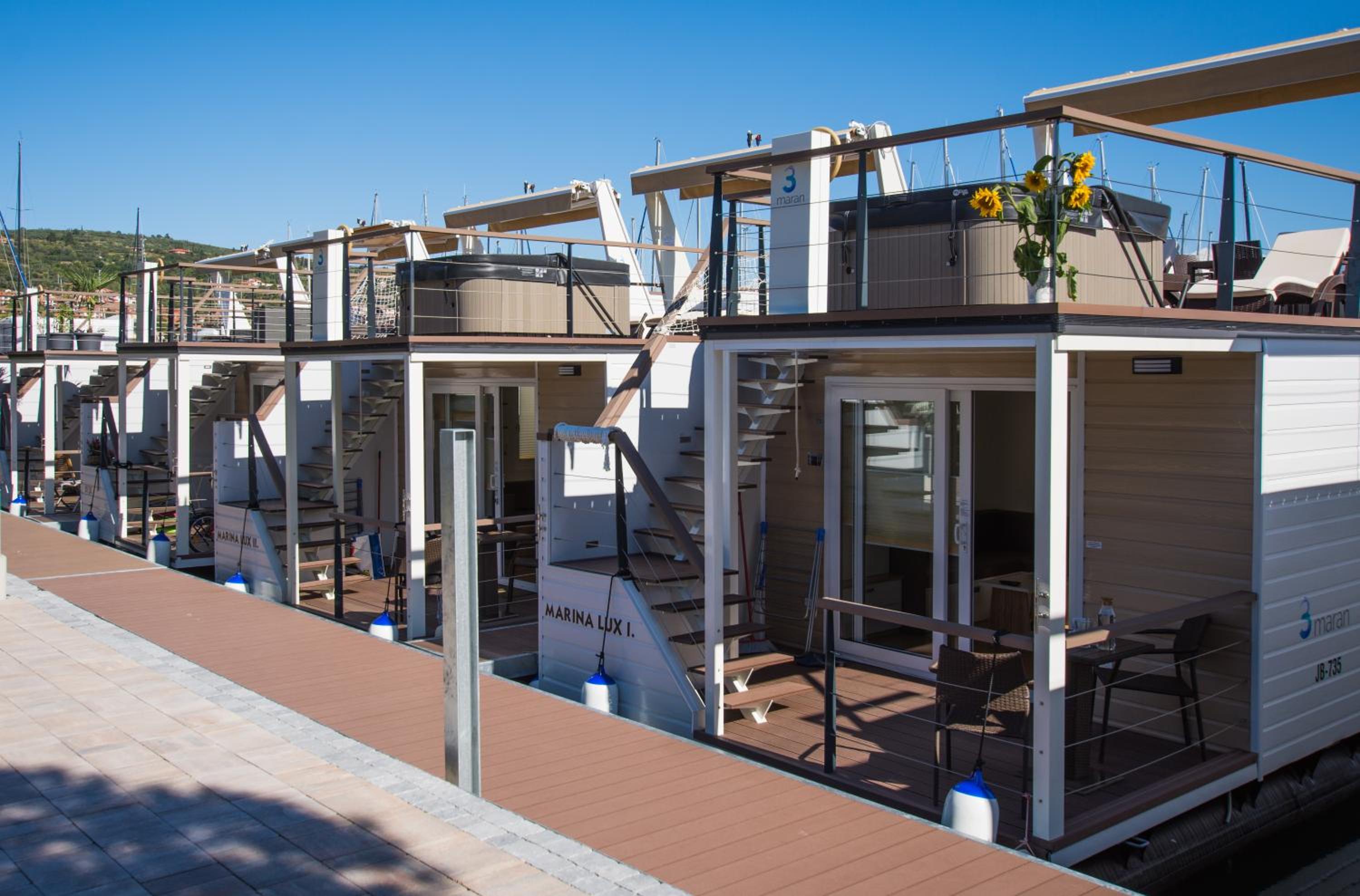 Floating Sea Houses MARINA LUX view 4