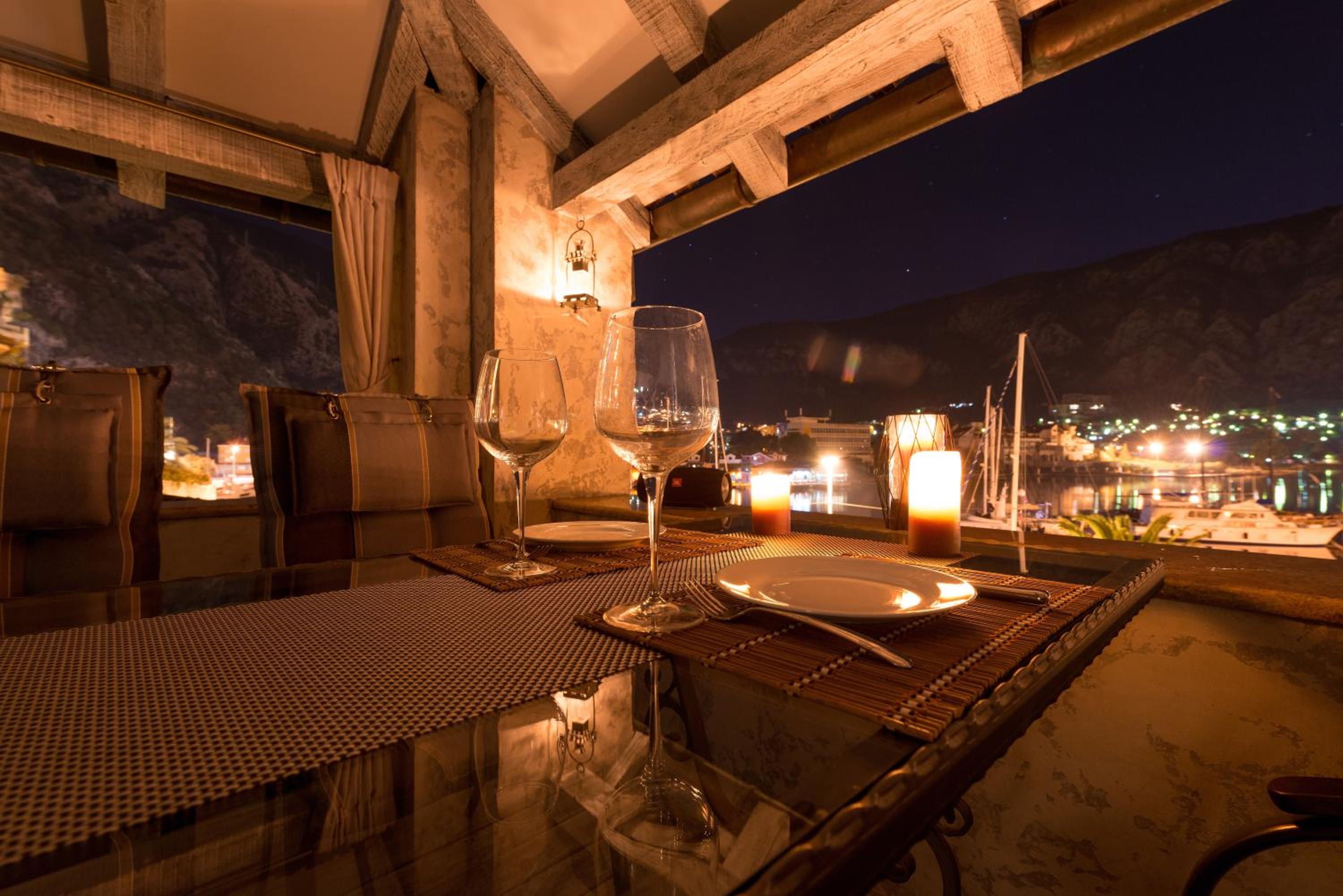 Kotor old town Palace Bucha view 3