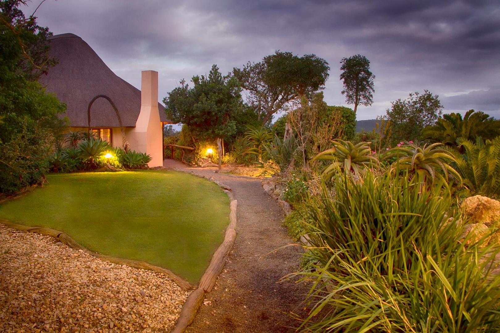 Addo Elephant Safari Lodge - Bellevue Forest Reserve