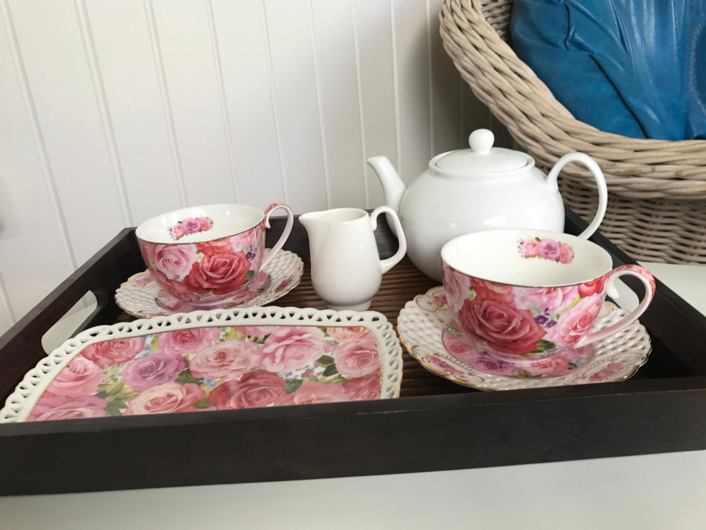 Cherry Blossom Cottage-with country charm and spa
