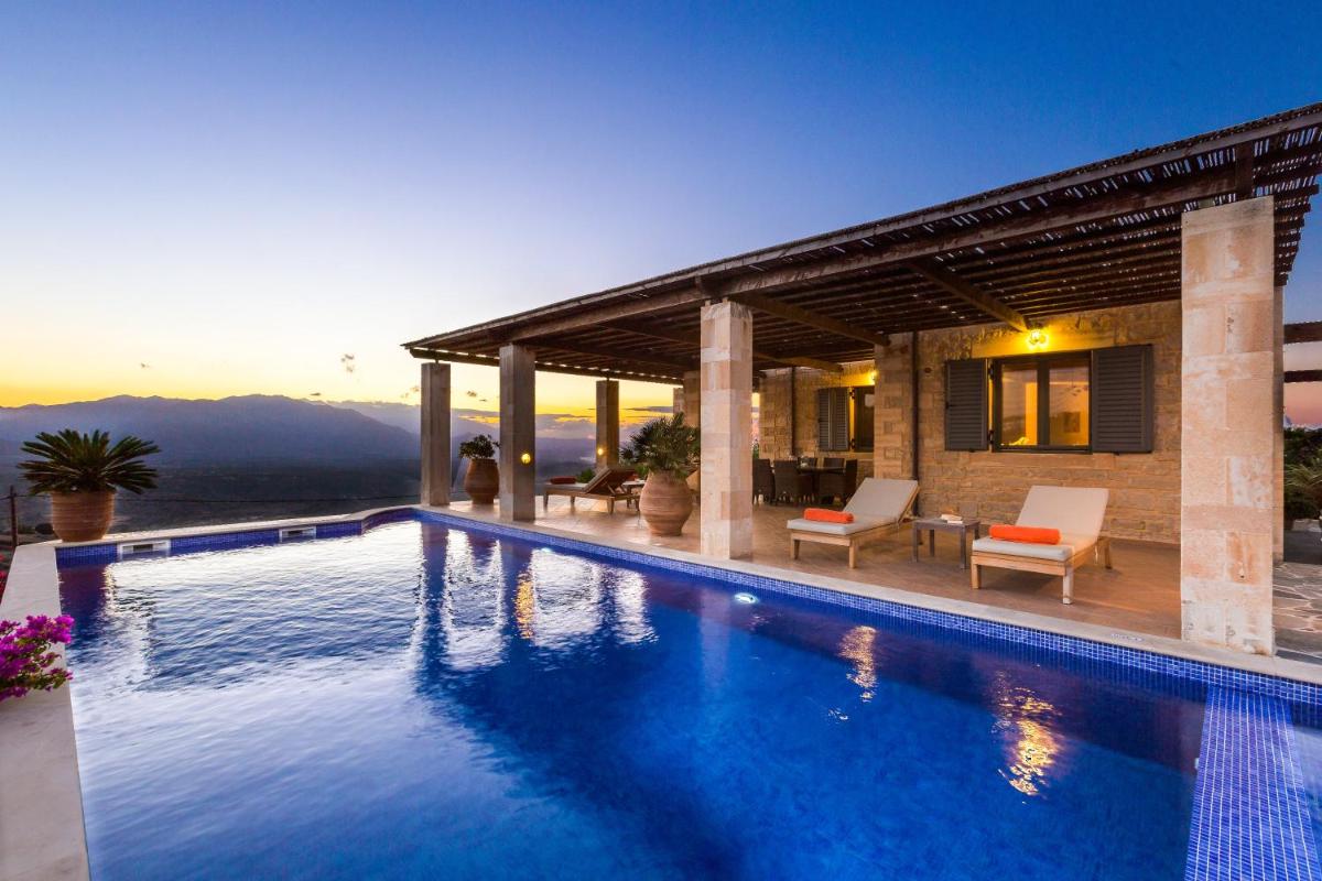 Jacopo Villa, untamed beauty, By ThinkVilla photo 2