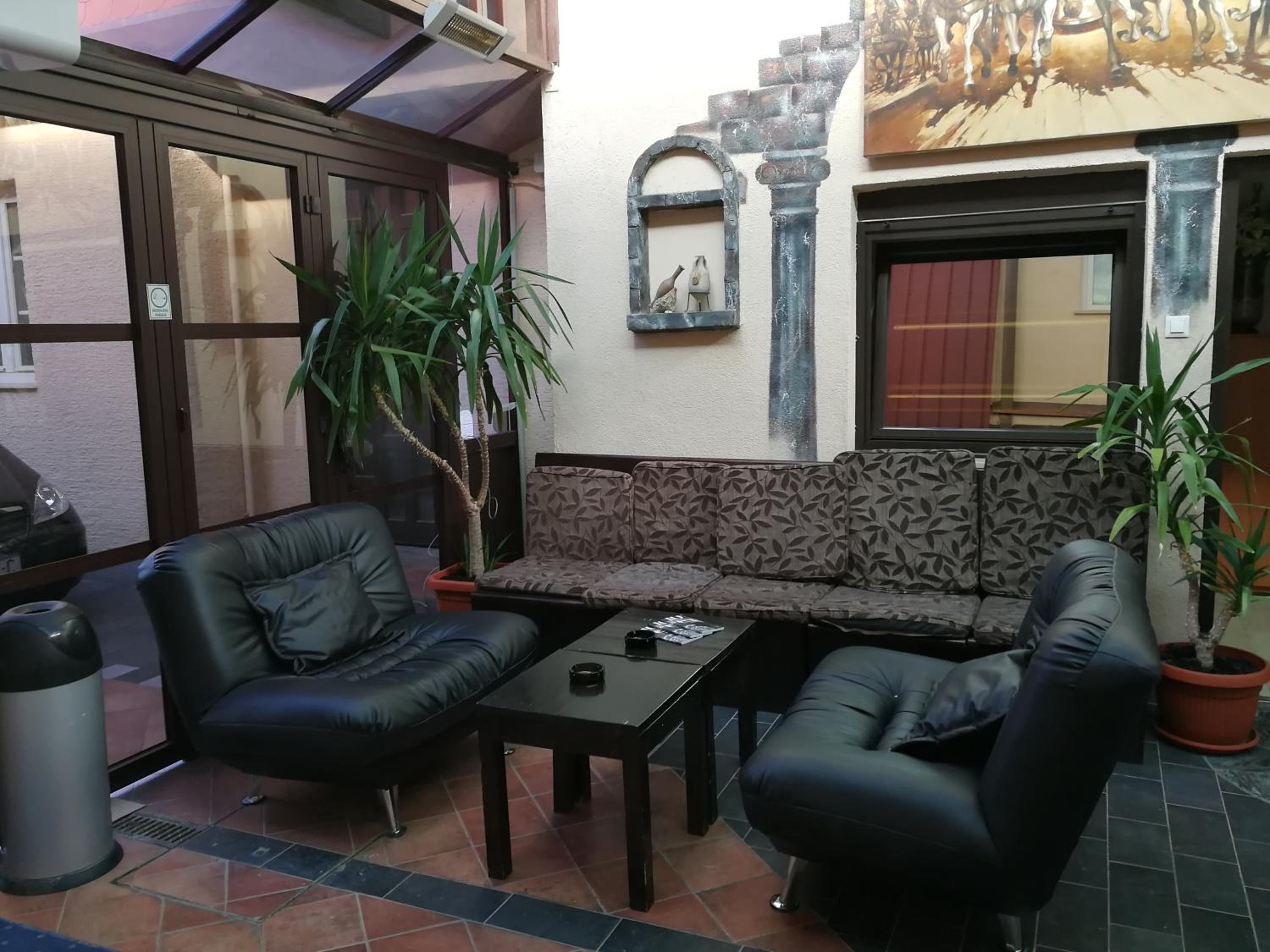 lounge