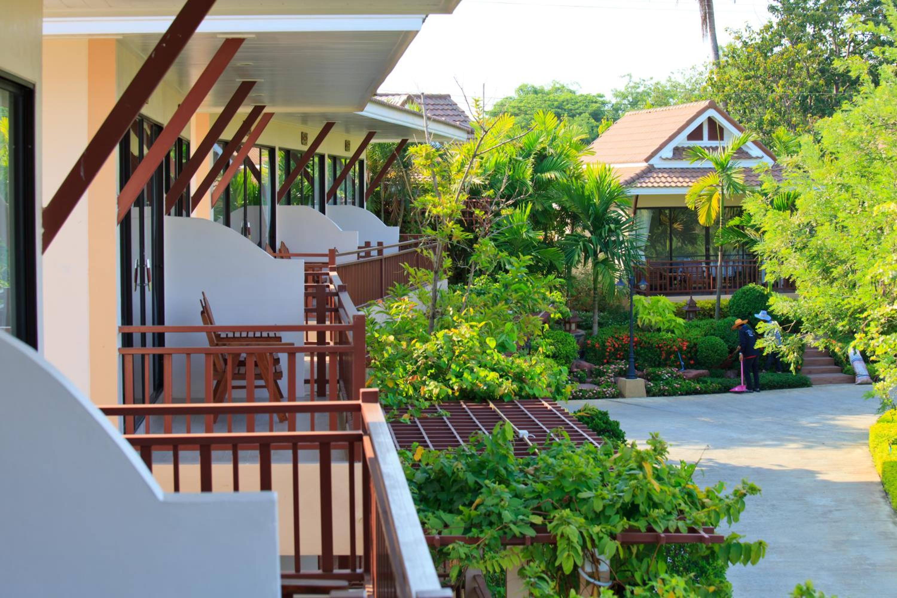 Chawalun Resort