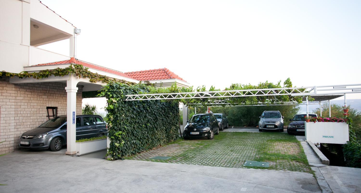 Photo 48