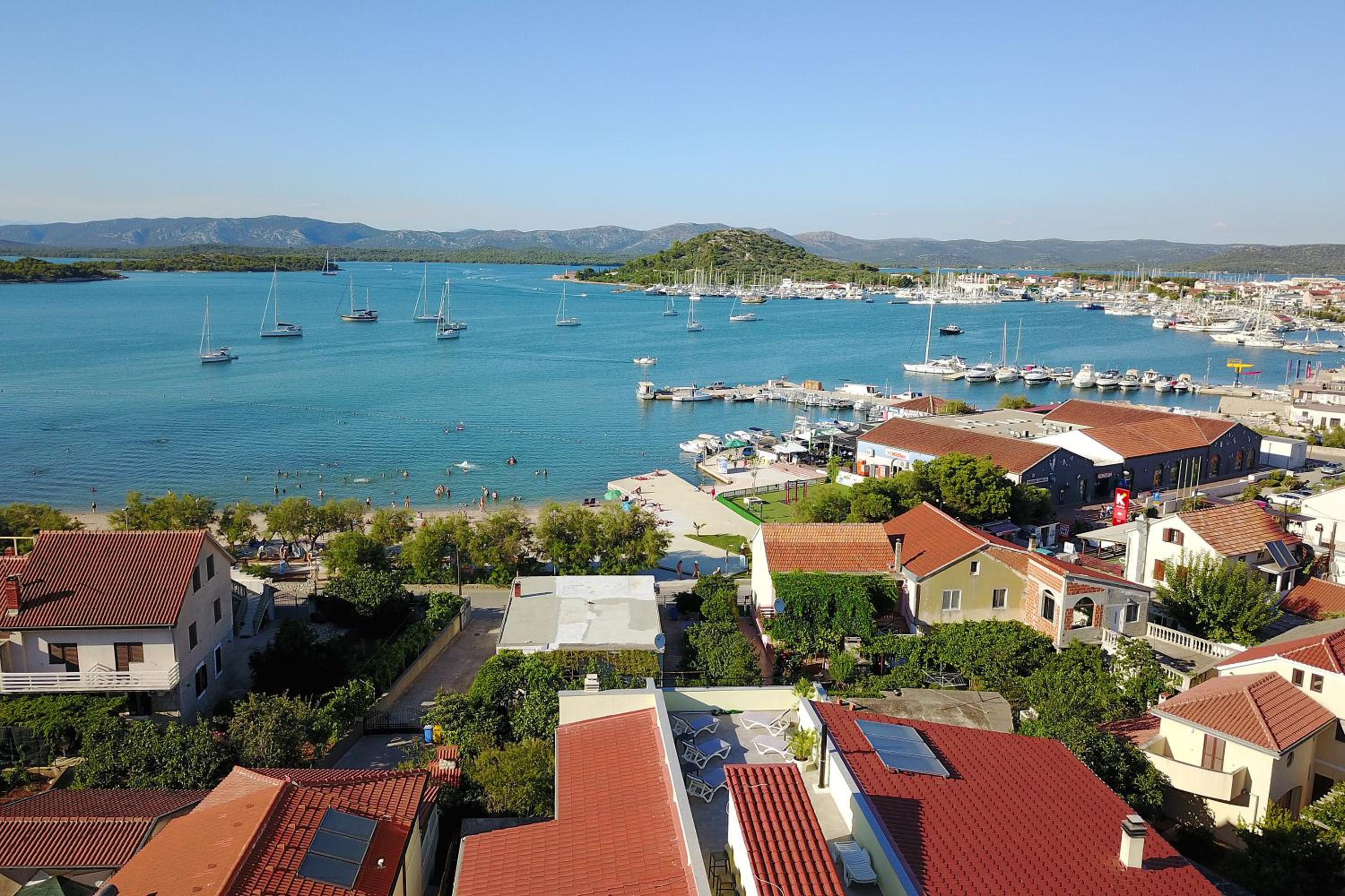 Apartments & rooms Stella Adriatica