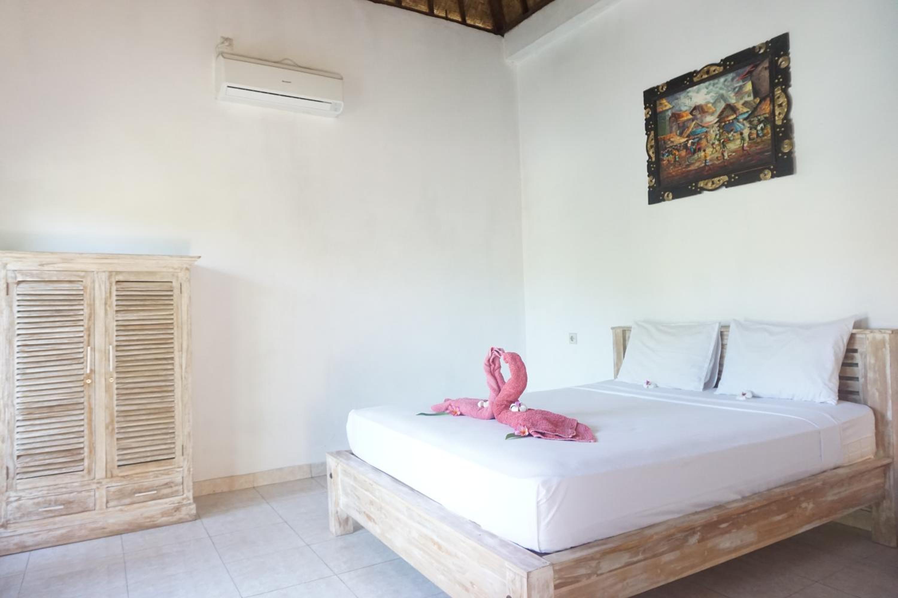 Nyoman Guesthouse and Grill