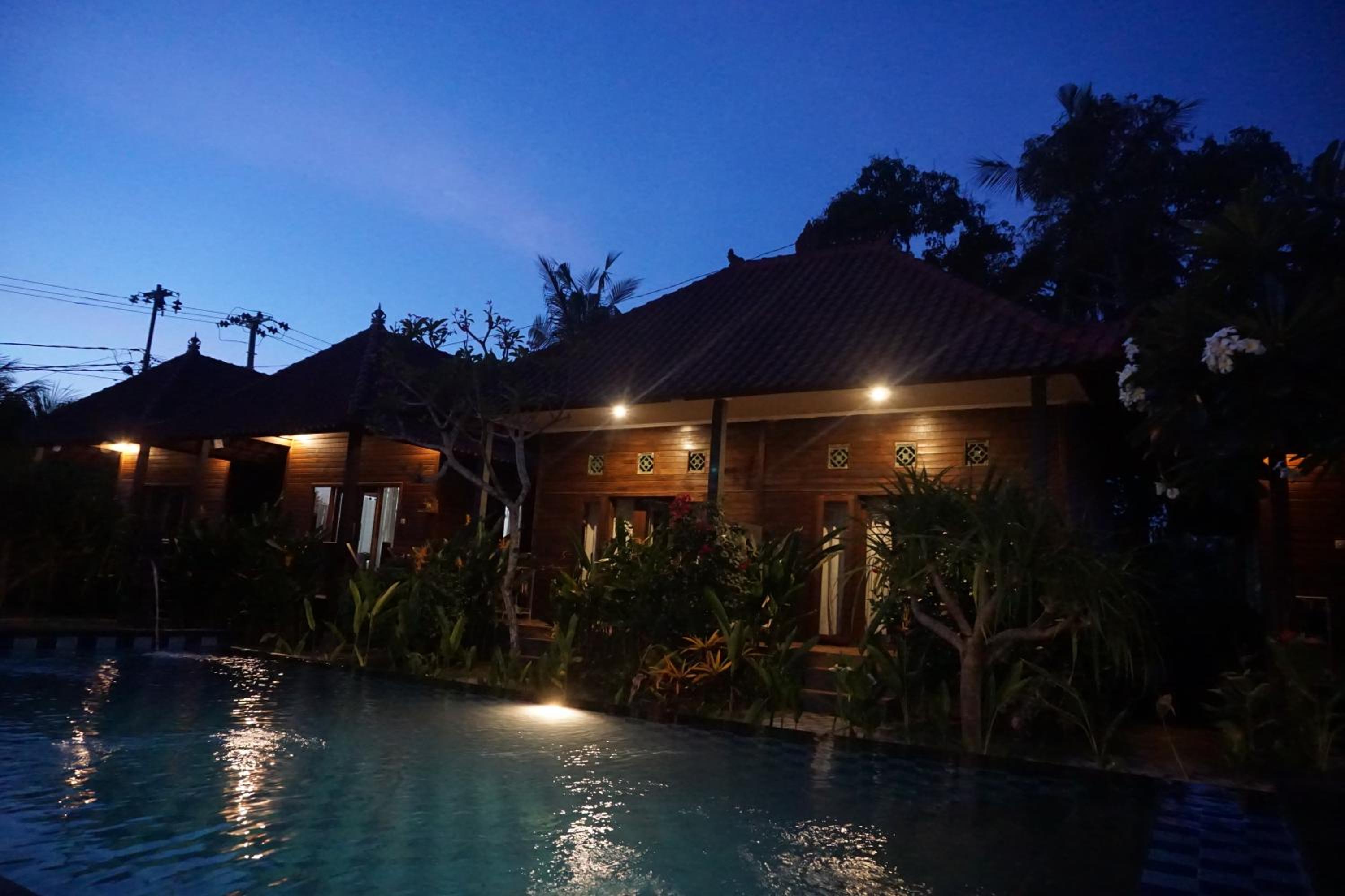 Nyoman Guesthouse and Grill