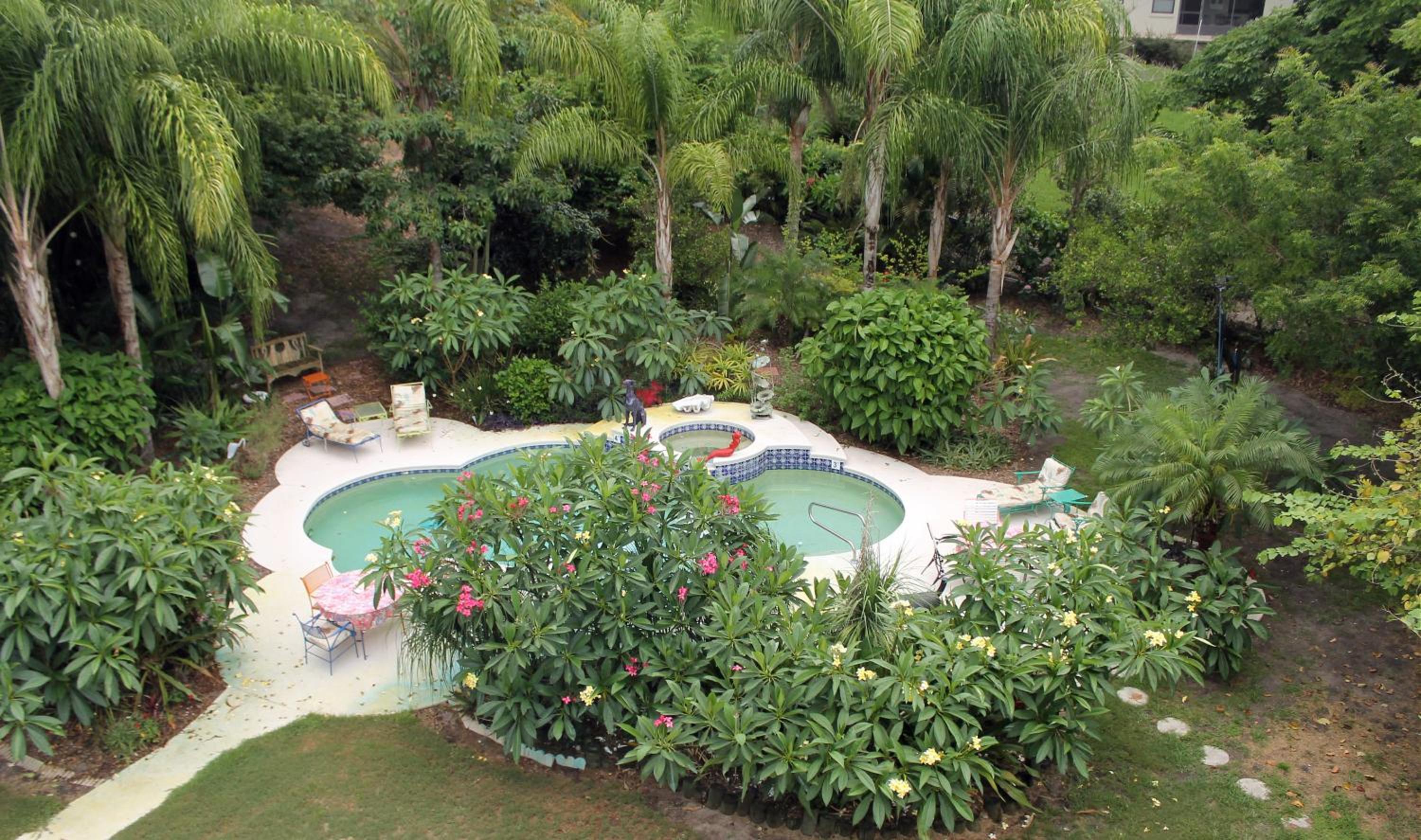 Heron Cay Lakeview Bed & Breakfast view 5
