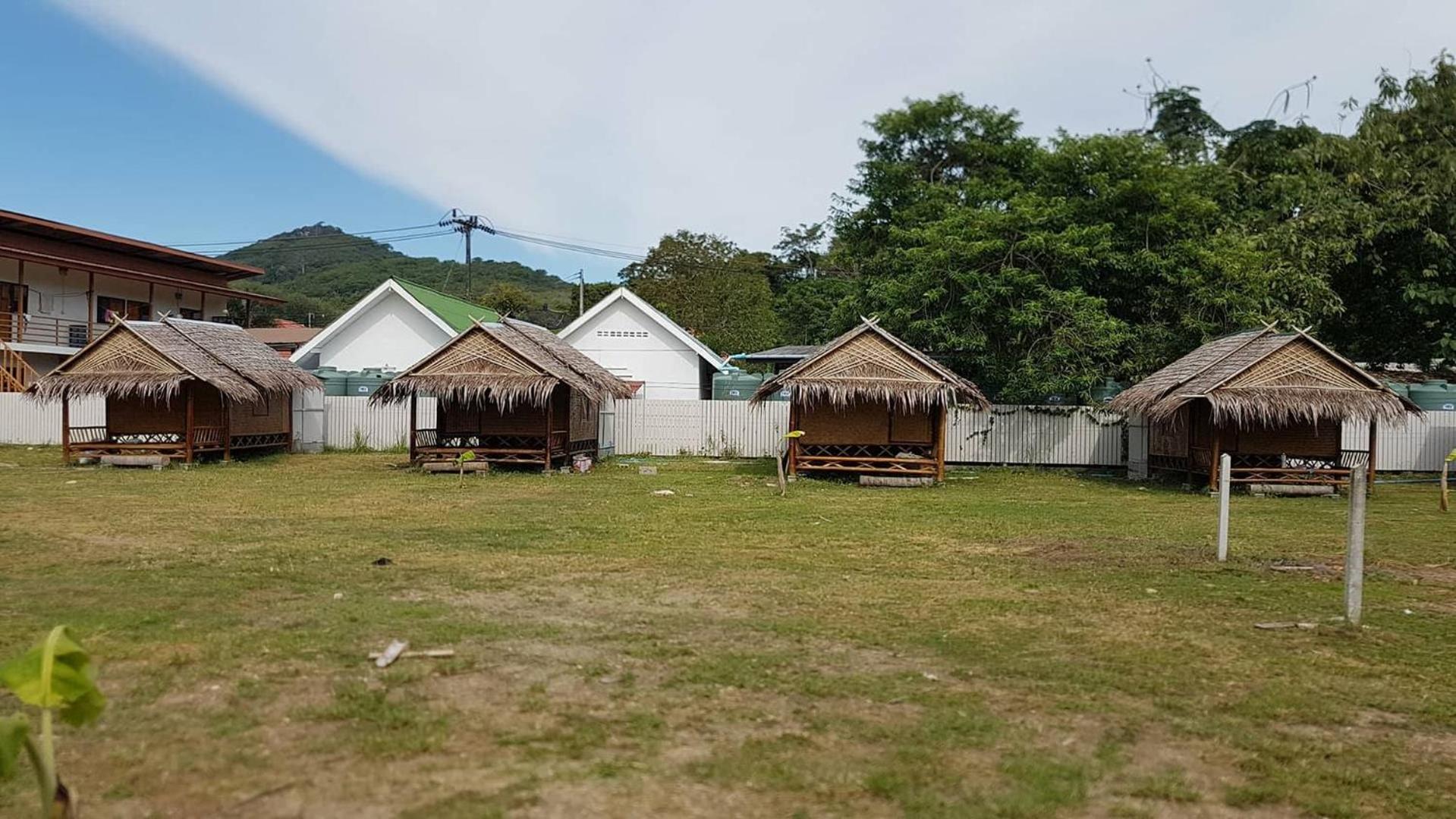 Lanta Local Hut