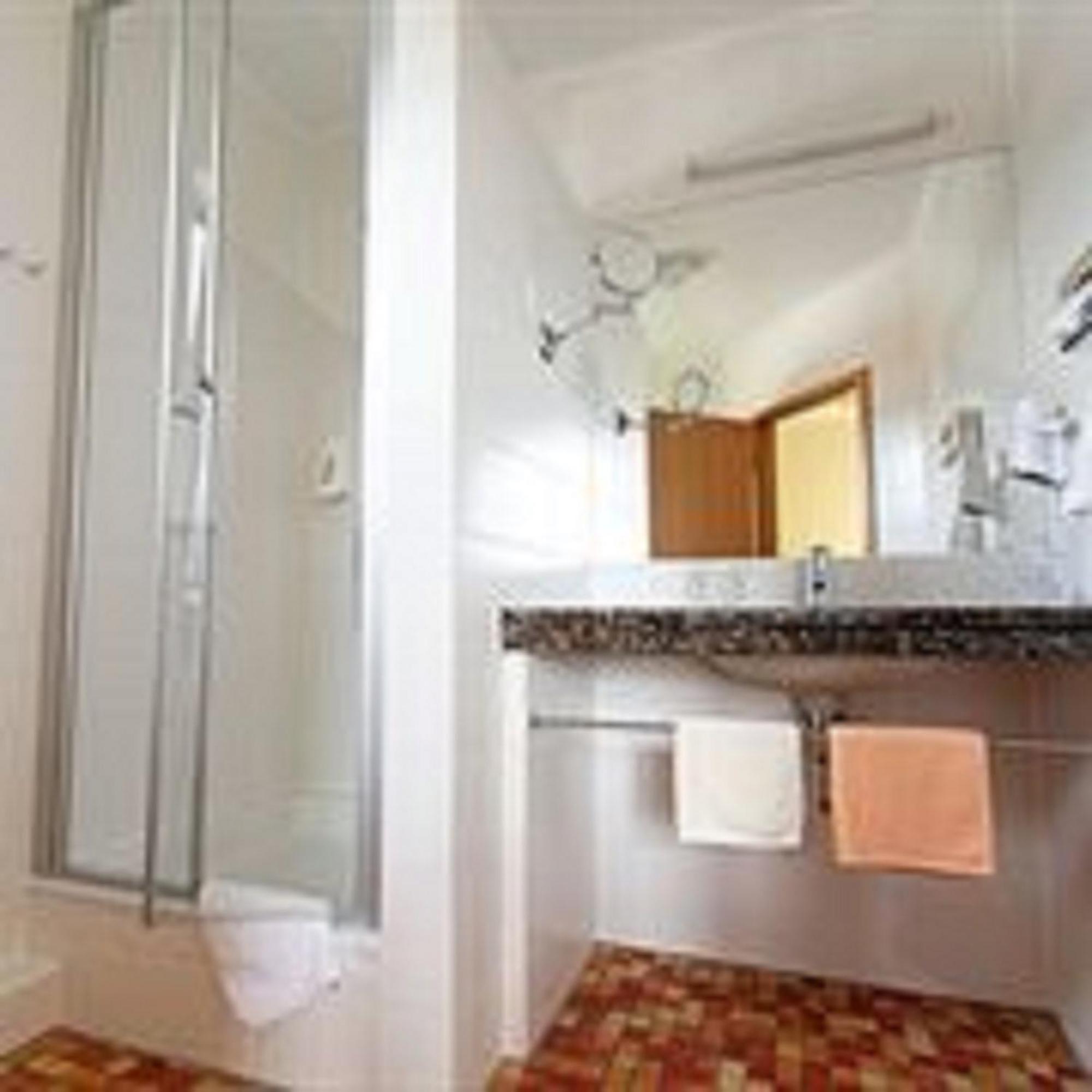 Hotel und Landgasthof Zum Bockshahn view 4