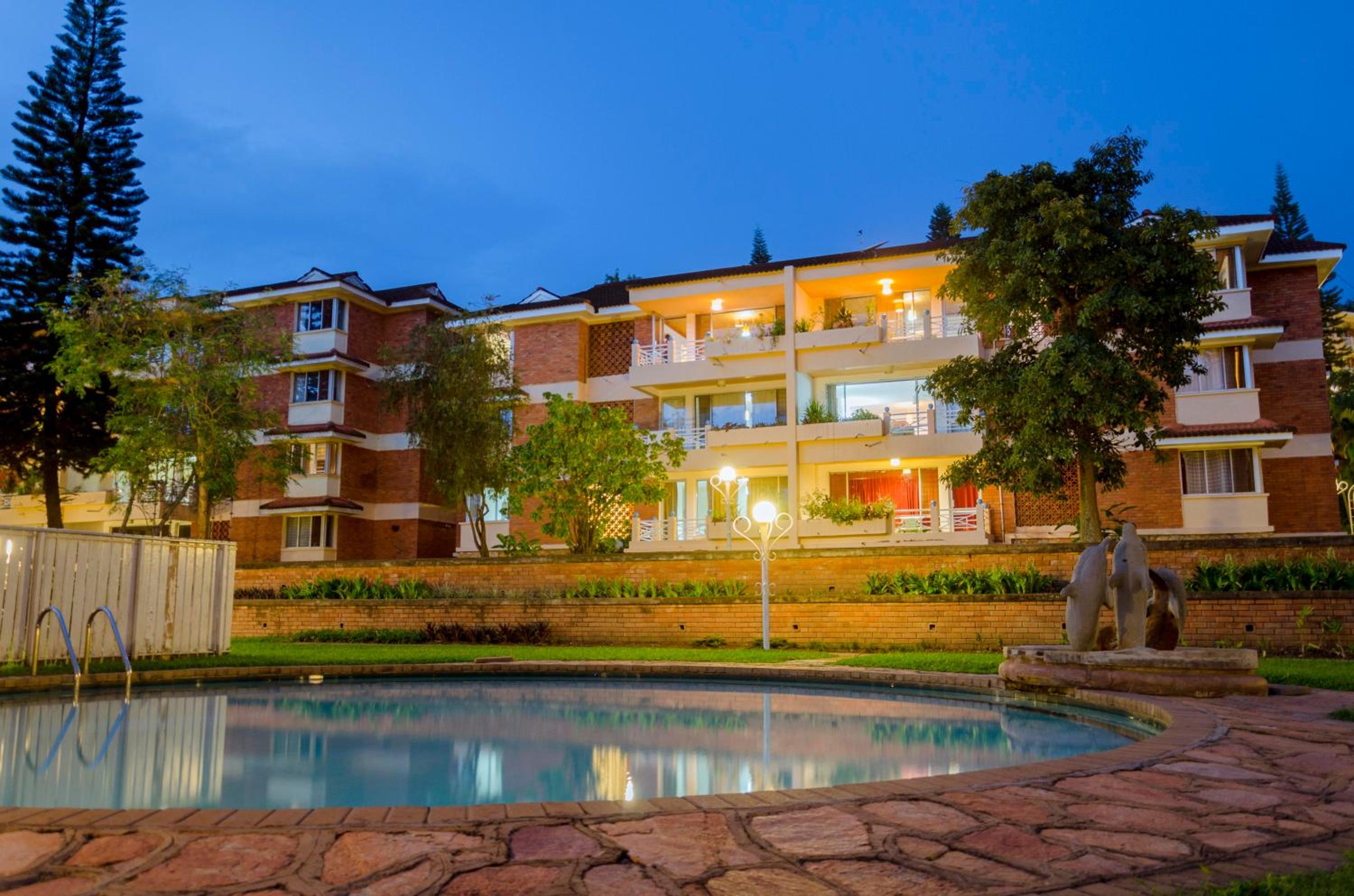 Golf Course Apartments, photo 34