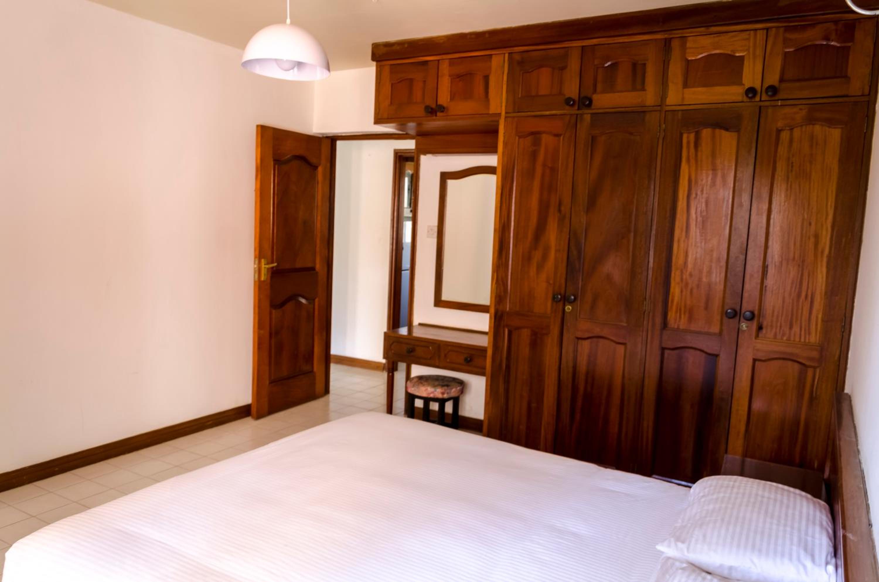 Golf Course Apartments, photo 27