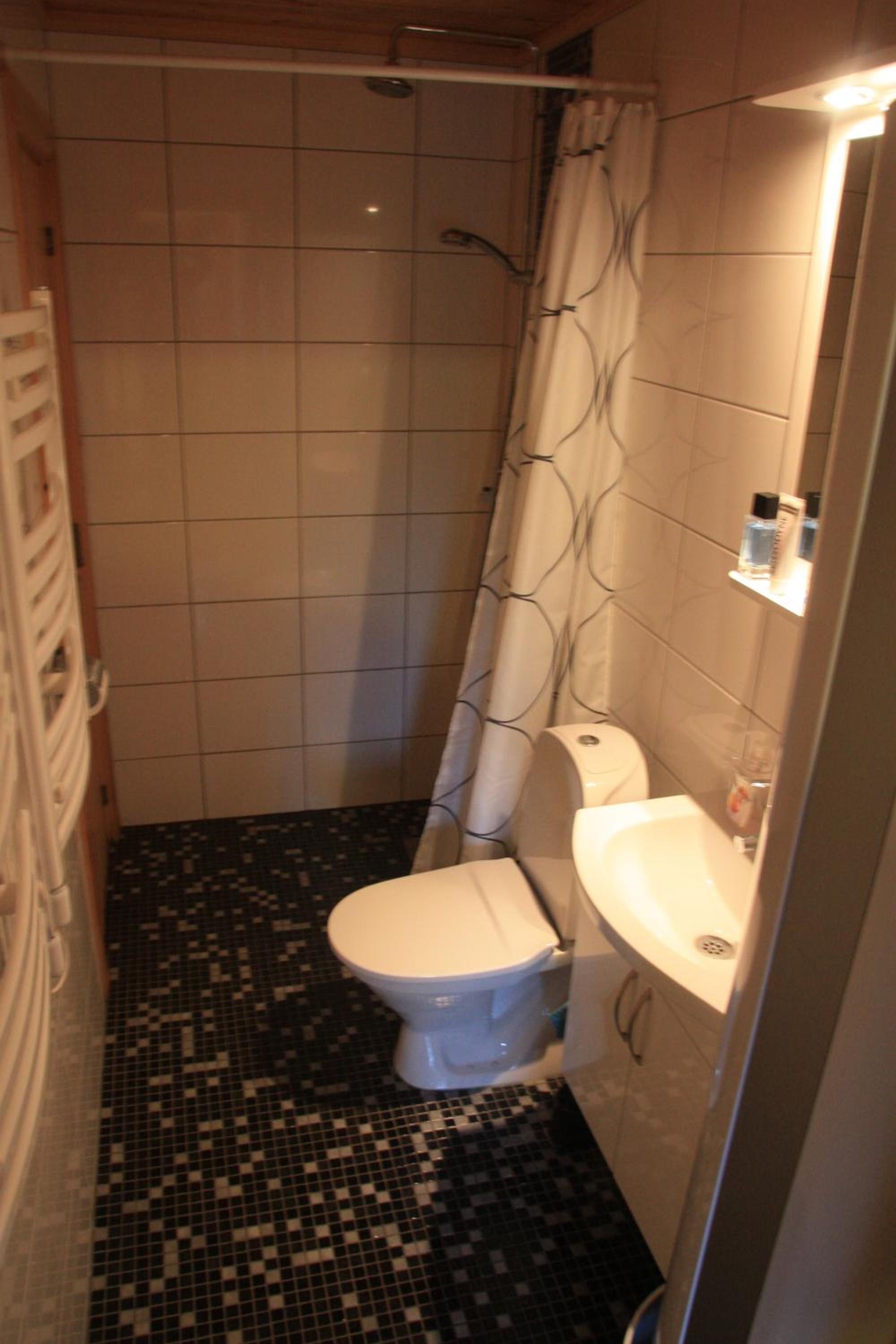 Photo 16
