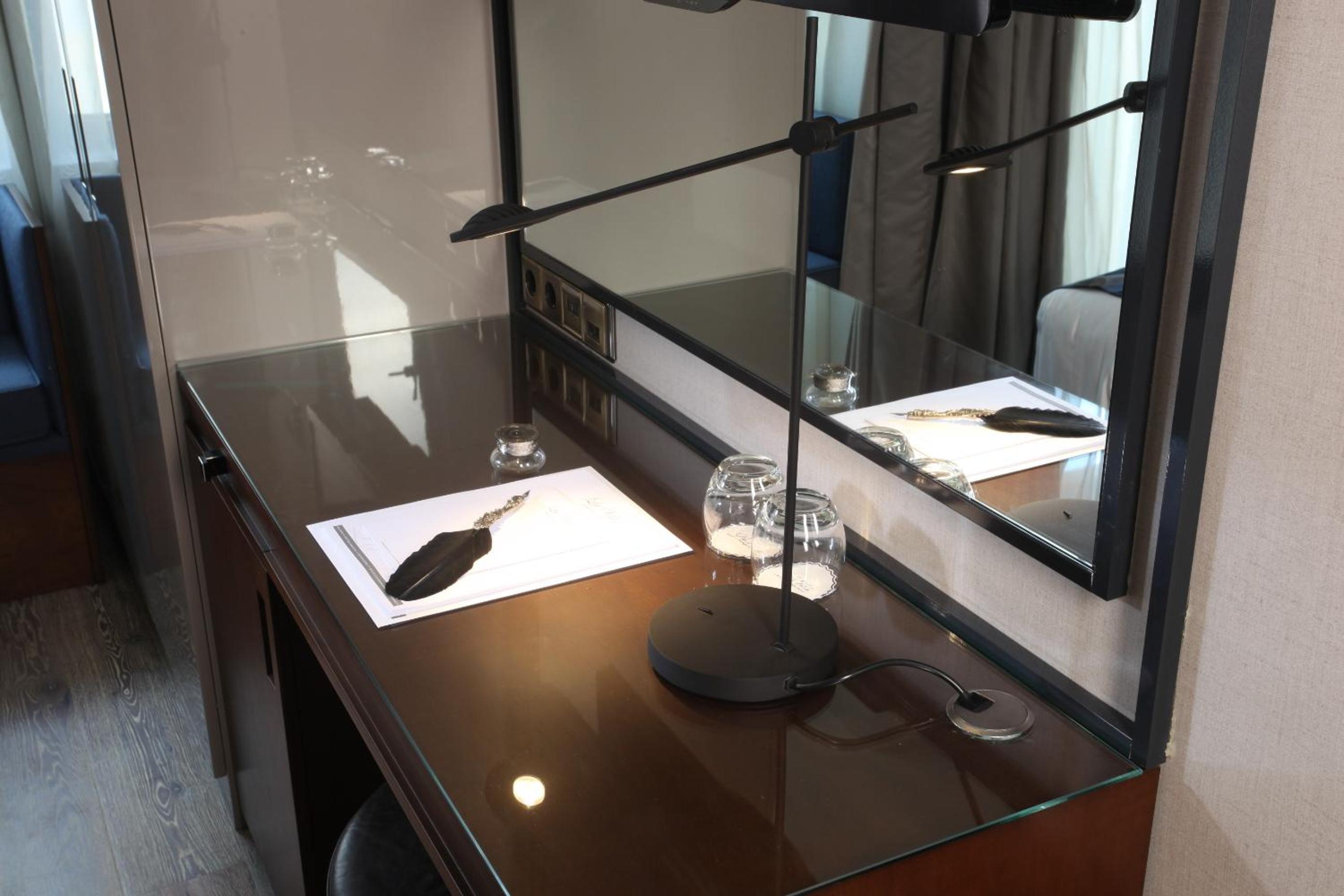 Hotel La Villa - Image 13