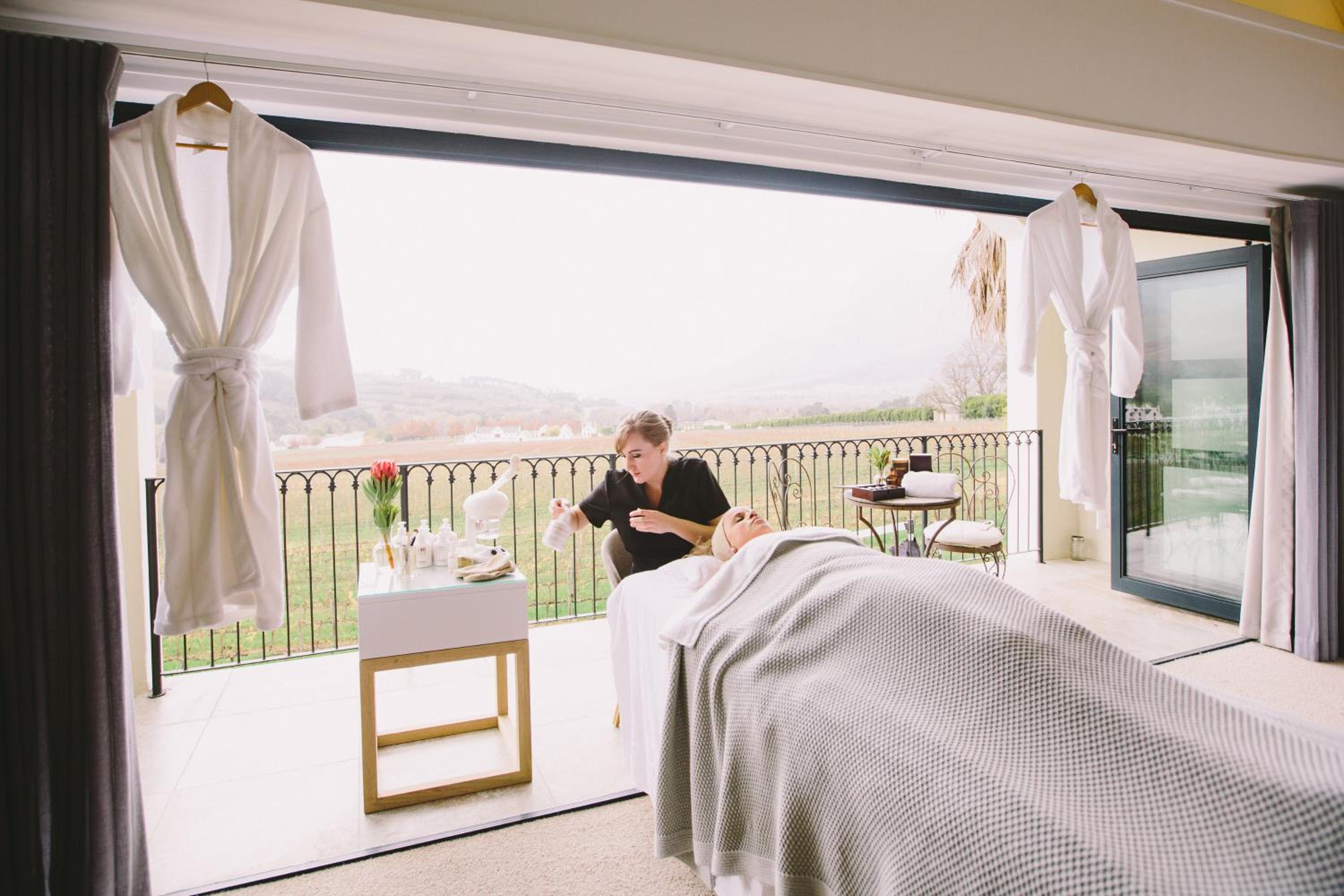 Banhoek Lodge