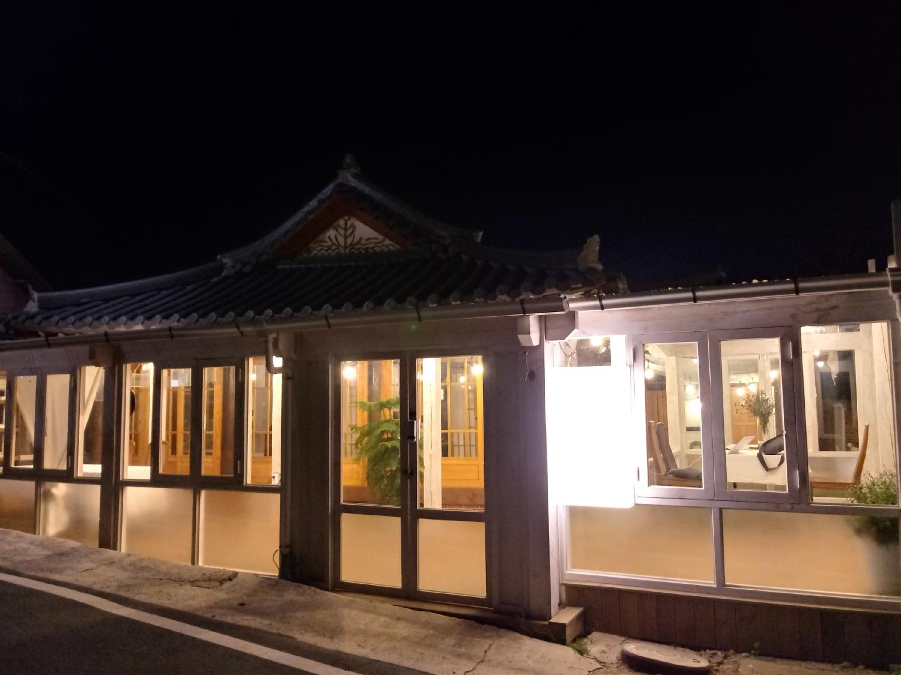 Photo 46