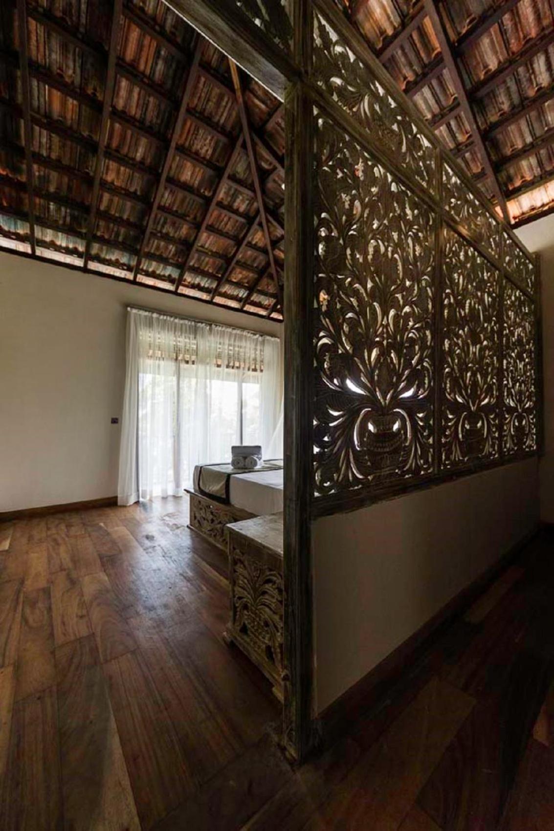 D Canal House