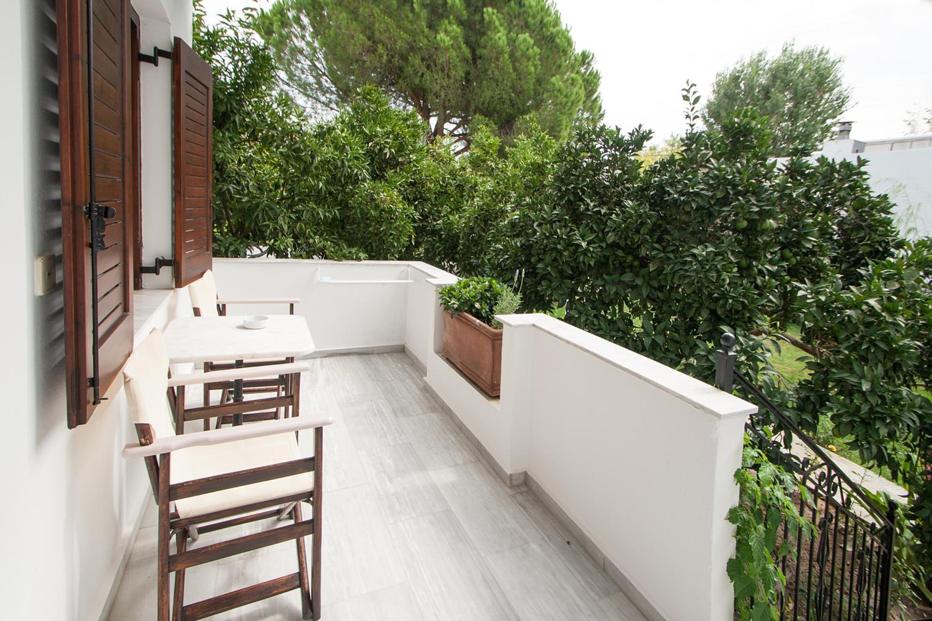 Paris Studios & Apartment view 5