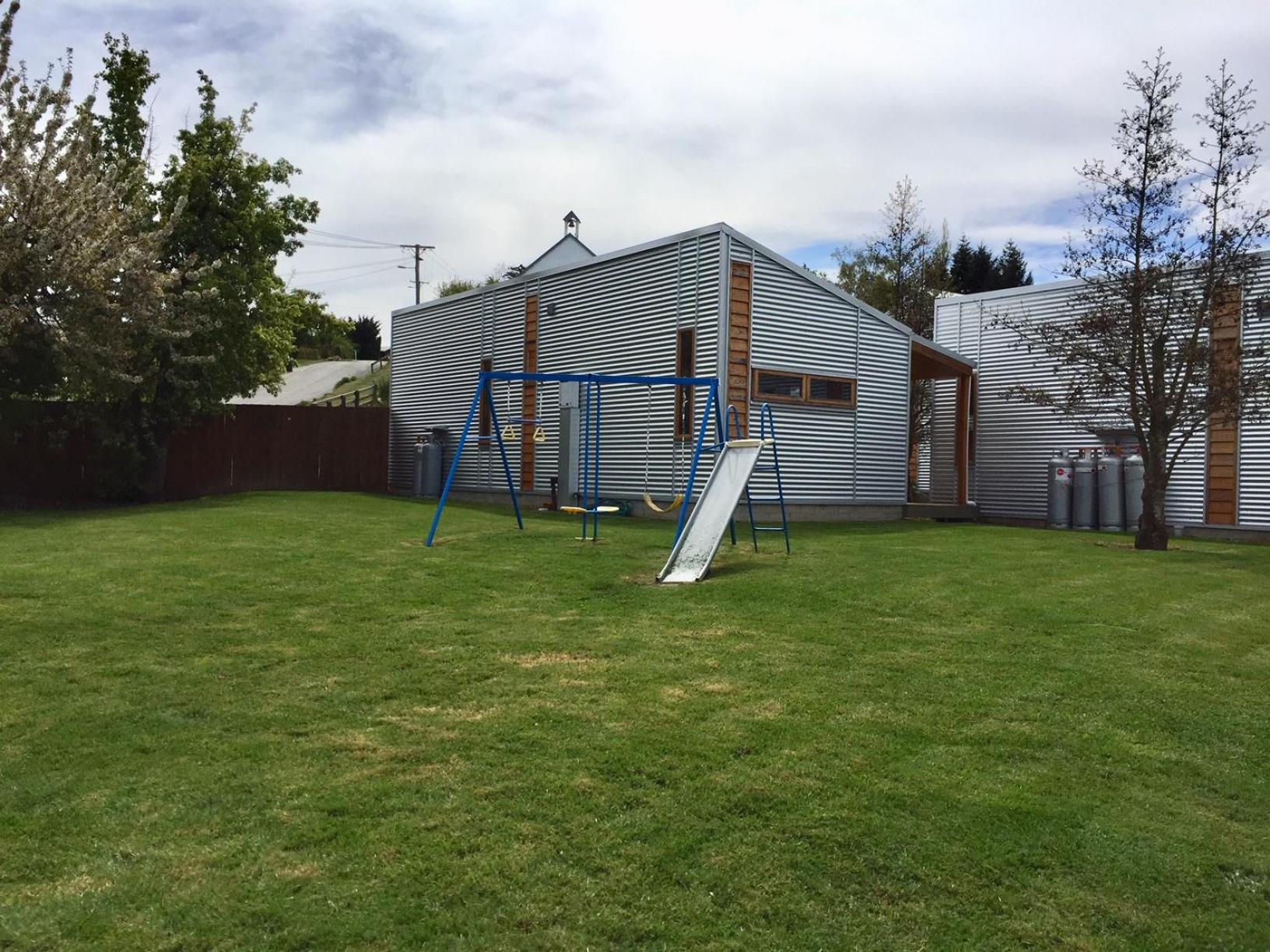 Naseby Apartments