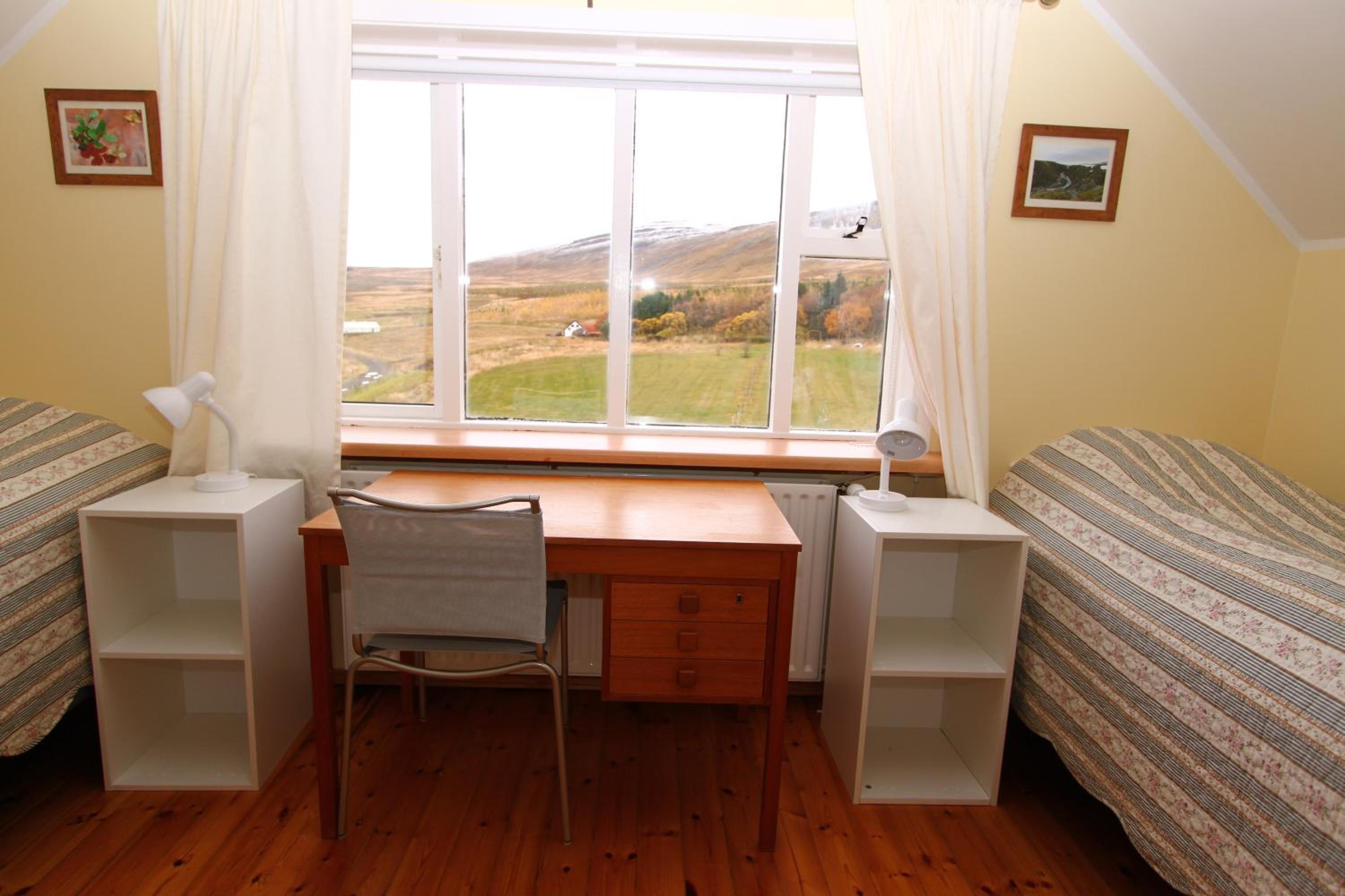 Guesthouse Steindórsstadir, West Iceland