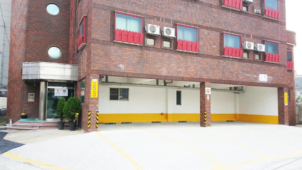 Mirim Motel