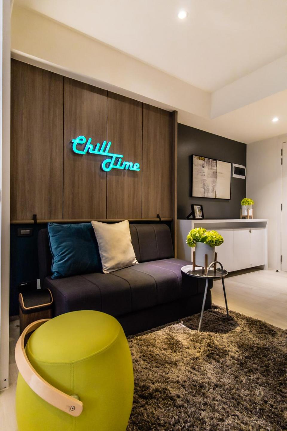 Azure Urban Beach Resort Manila by Radlett view 3