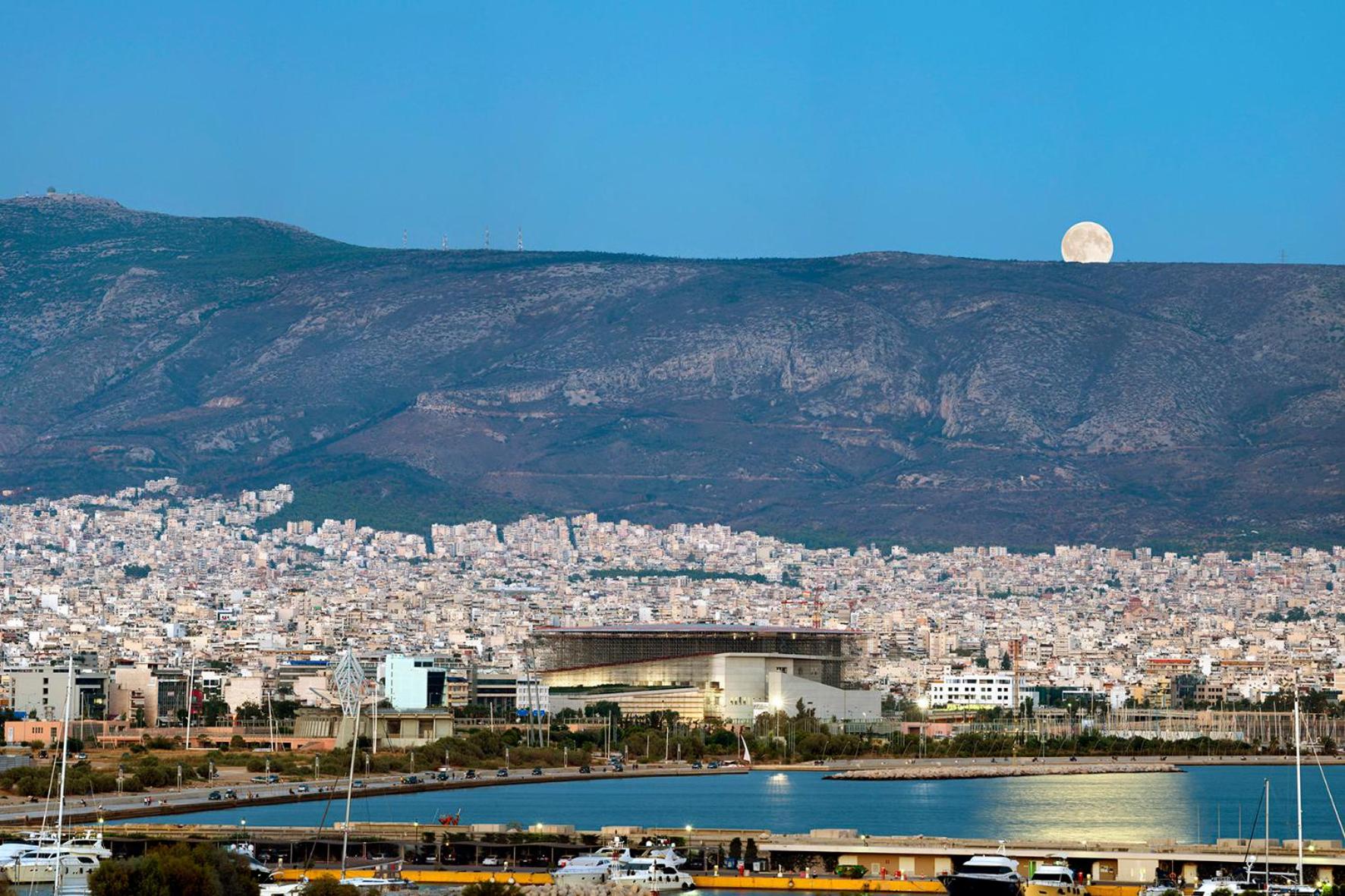Apartment near Stavros Niarchos Park & Acropolis