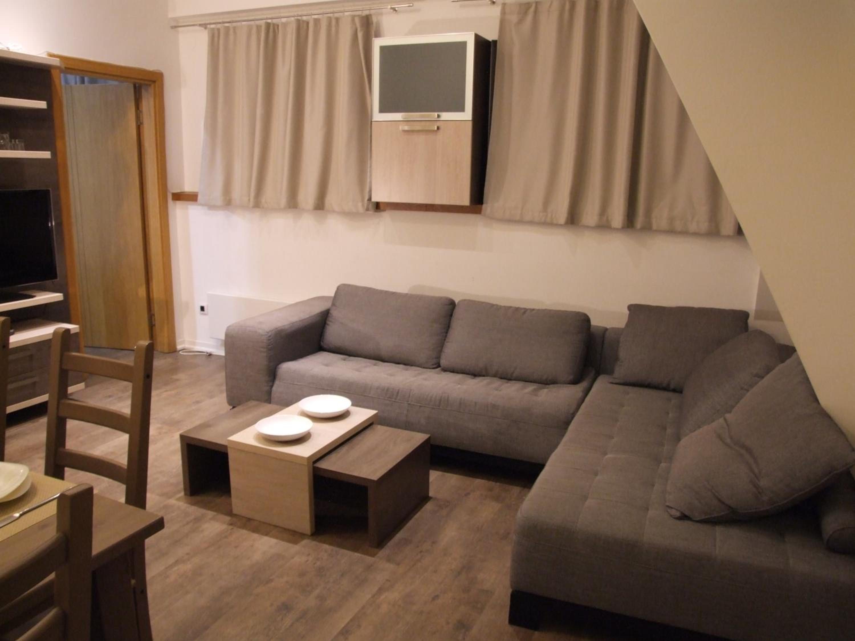 Apartments Mitic