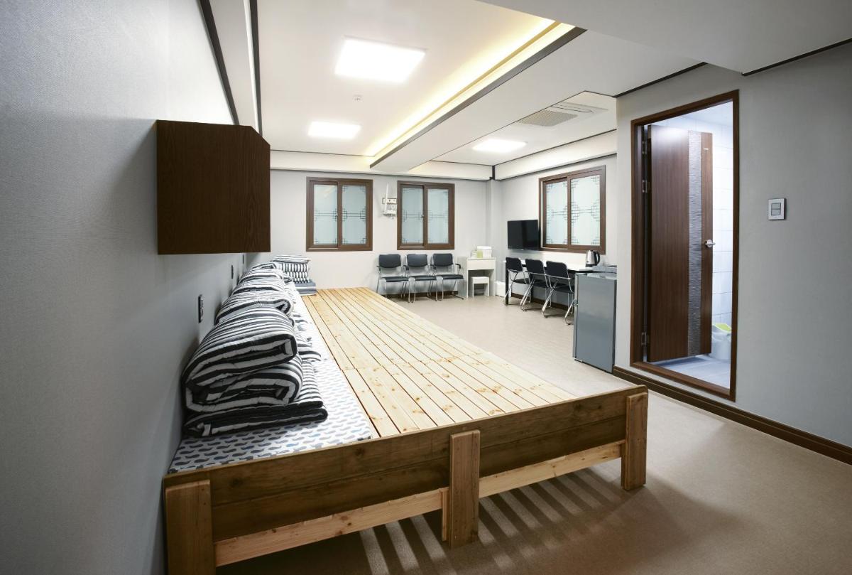 Busan Ohnpax Residence view 4