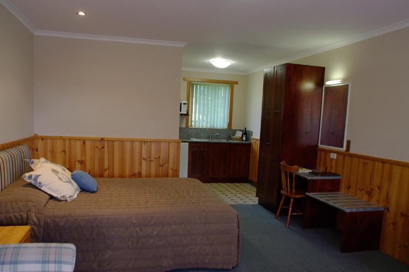 Kentish Hills Retreat