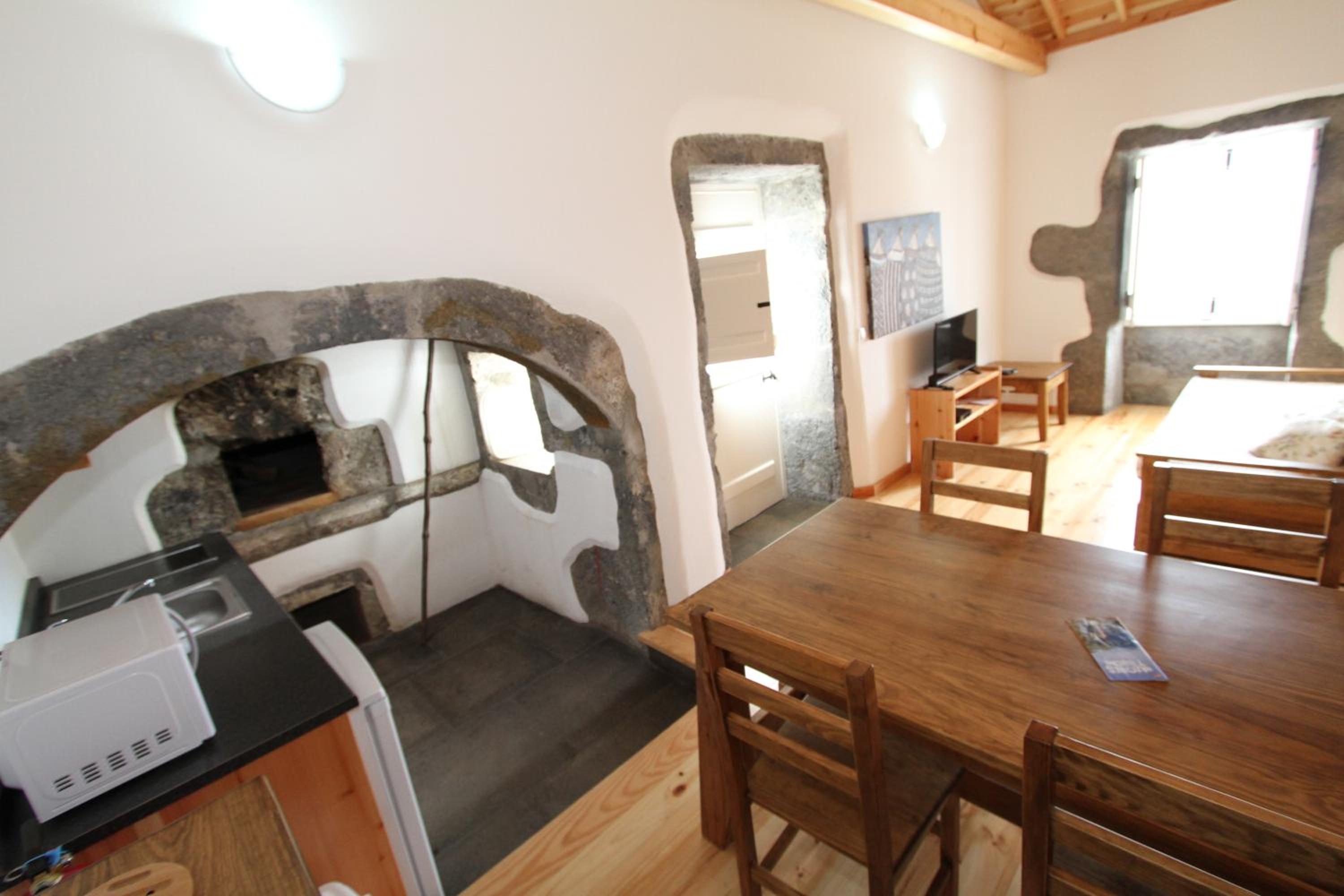 Casa Branca da Chaminé view 5