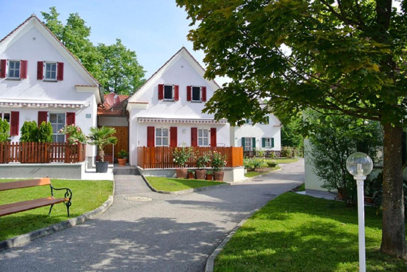 THERMEN - APARTMENT BIODORF Bad Waltersdorf