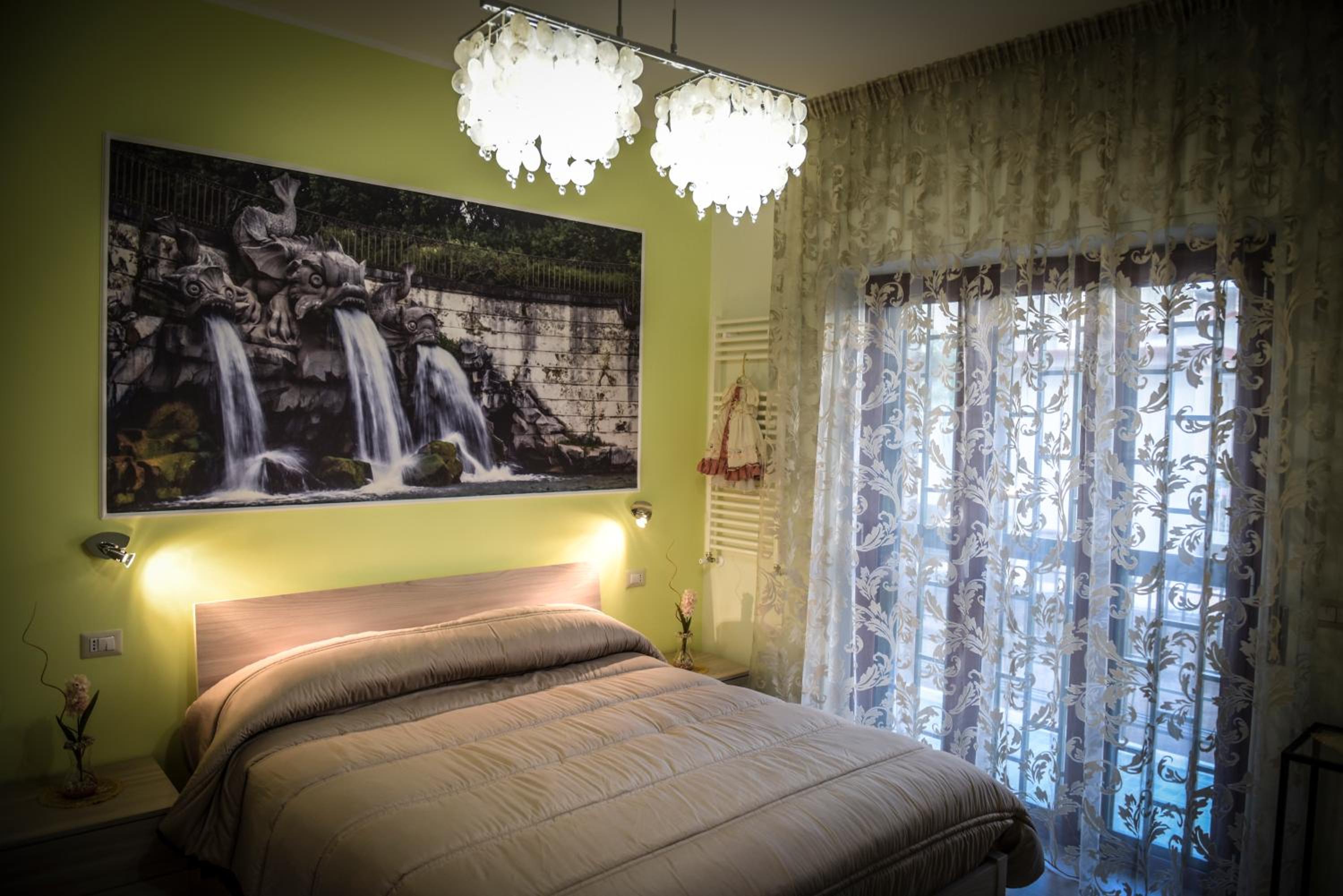 Le Fontane del Re, bed and breakfast en Caserta — hotel room