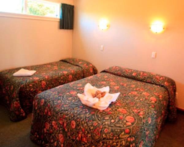 Blue Dolphin Motel
