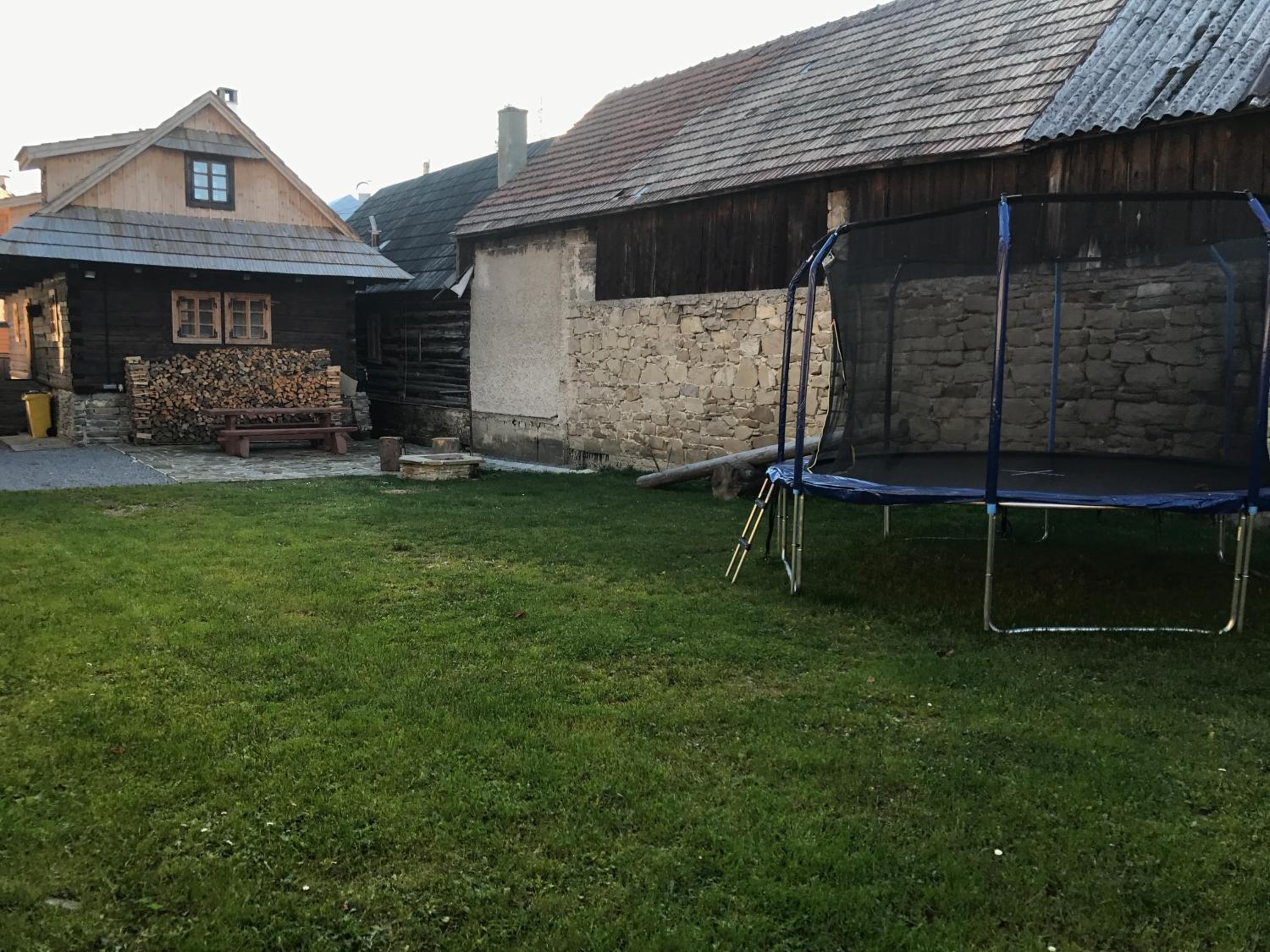 Photo 12