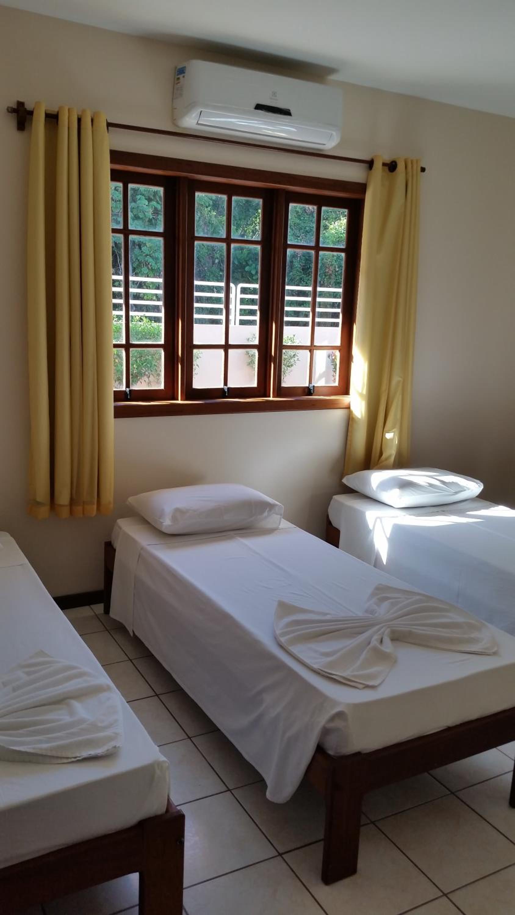 Mestre Lord Apart Hotel 200m Praia Taperapuã by La Vem Férias