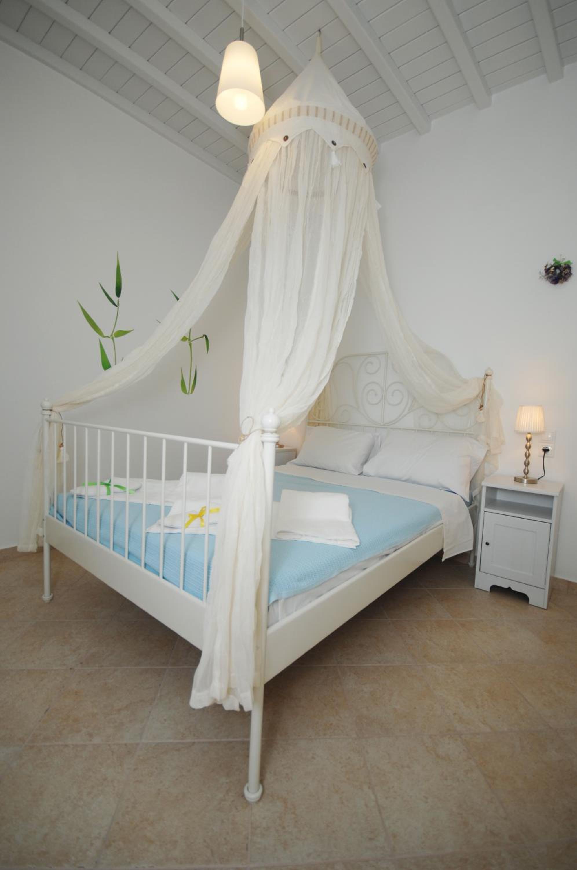 Lino Apartments