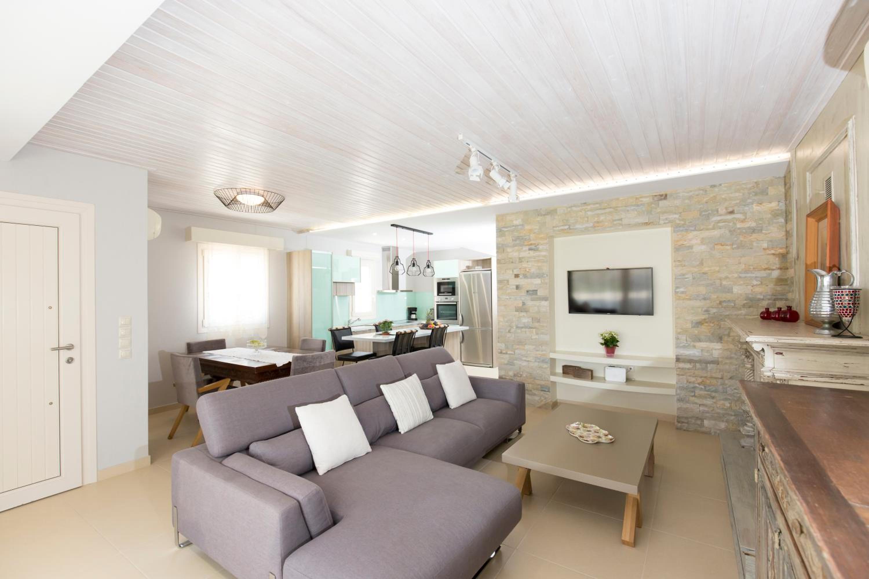 Virginia Luxury Villas view 5